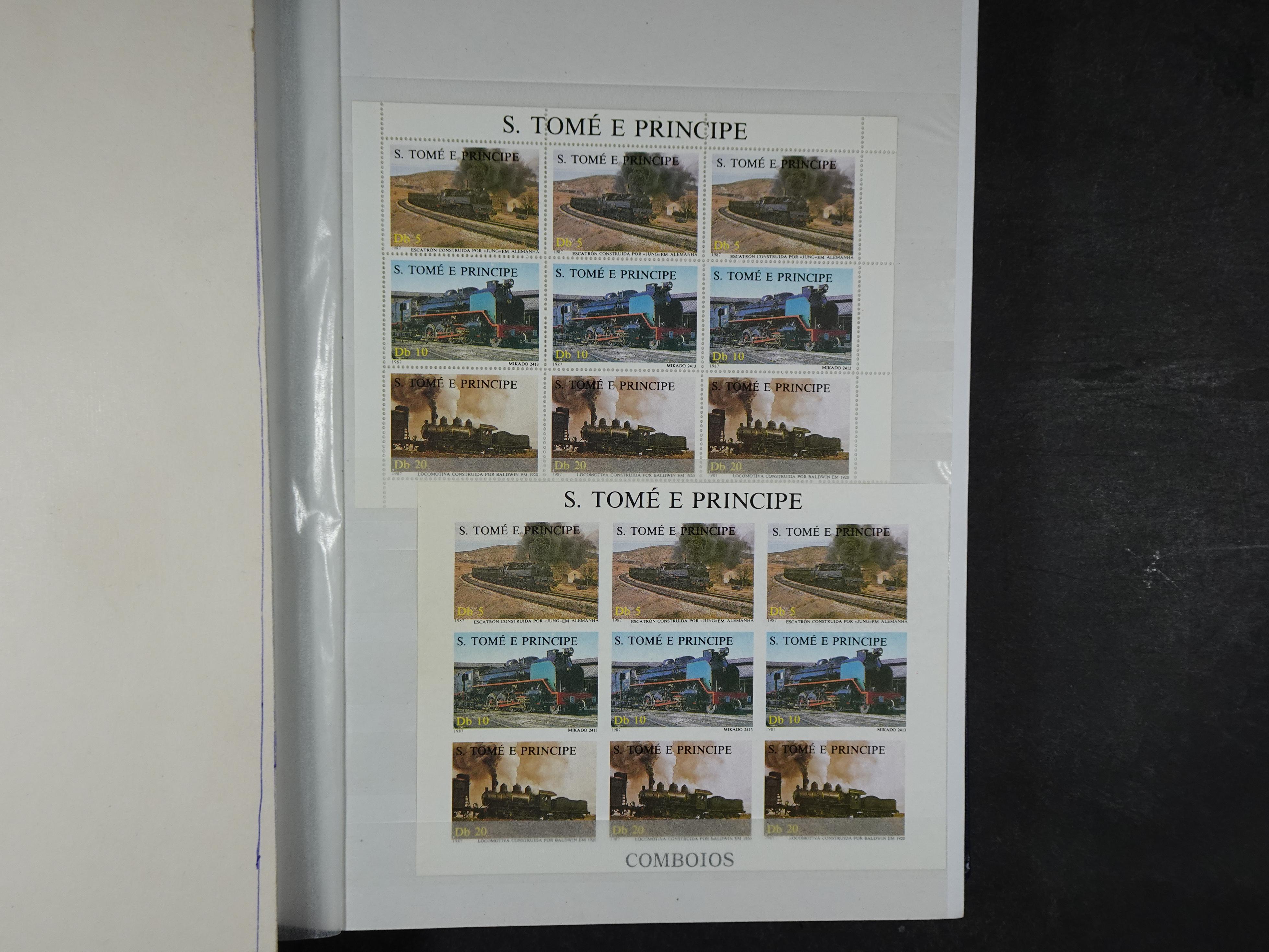 Prachtige en zeer uitgebreide collectie letters S en T waarbij veel ongetand, opdrukken. Hoge cat waarde. 13