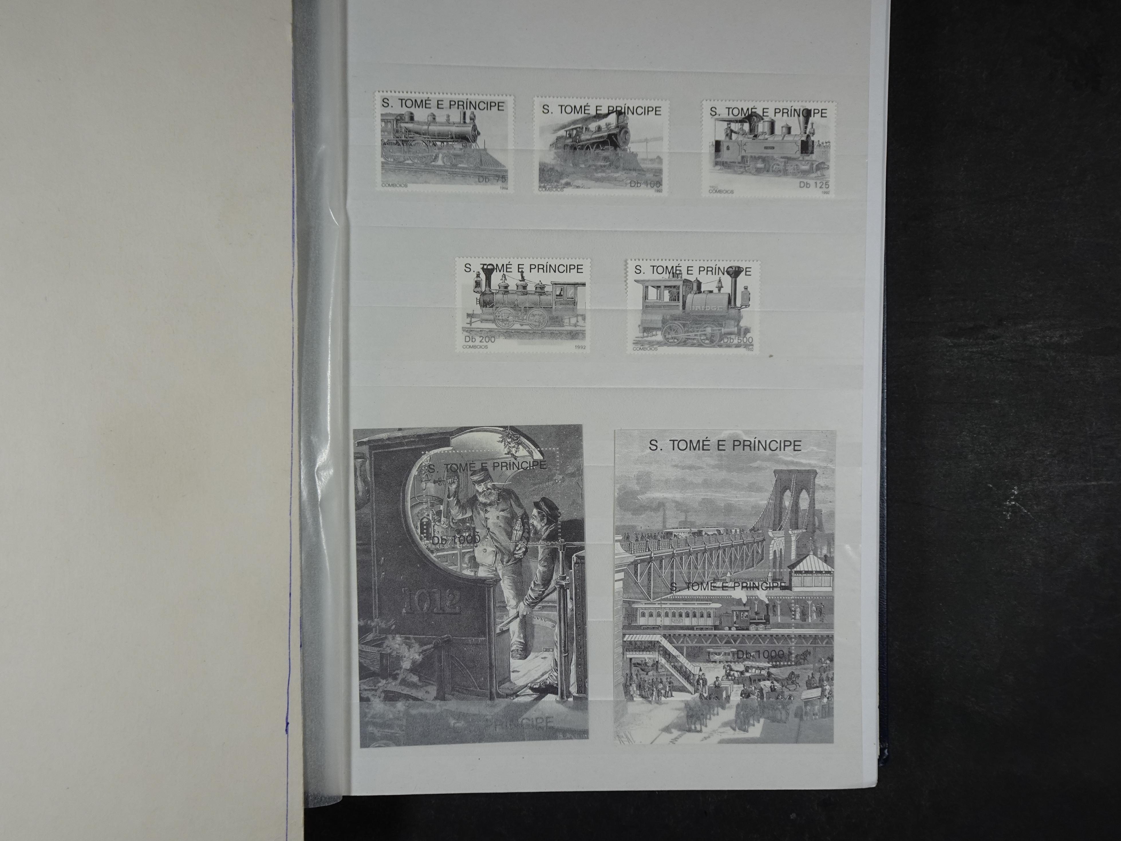 Prachtige en zeer uitgebreide collectie letters S en T waarbij veel ongetand, opdrukken. Hoge cat waarde. 23