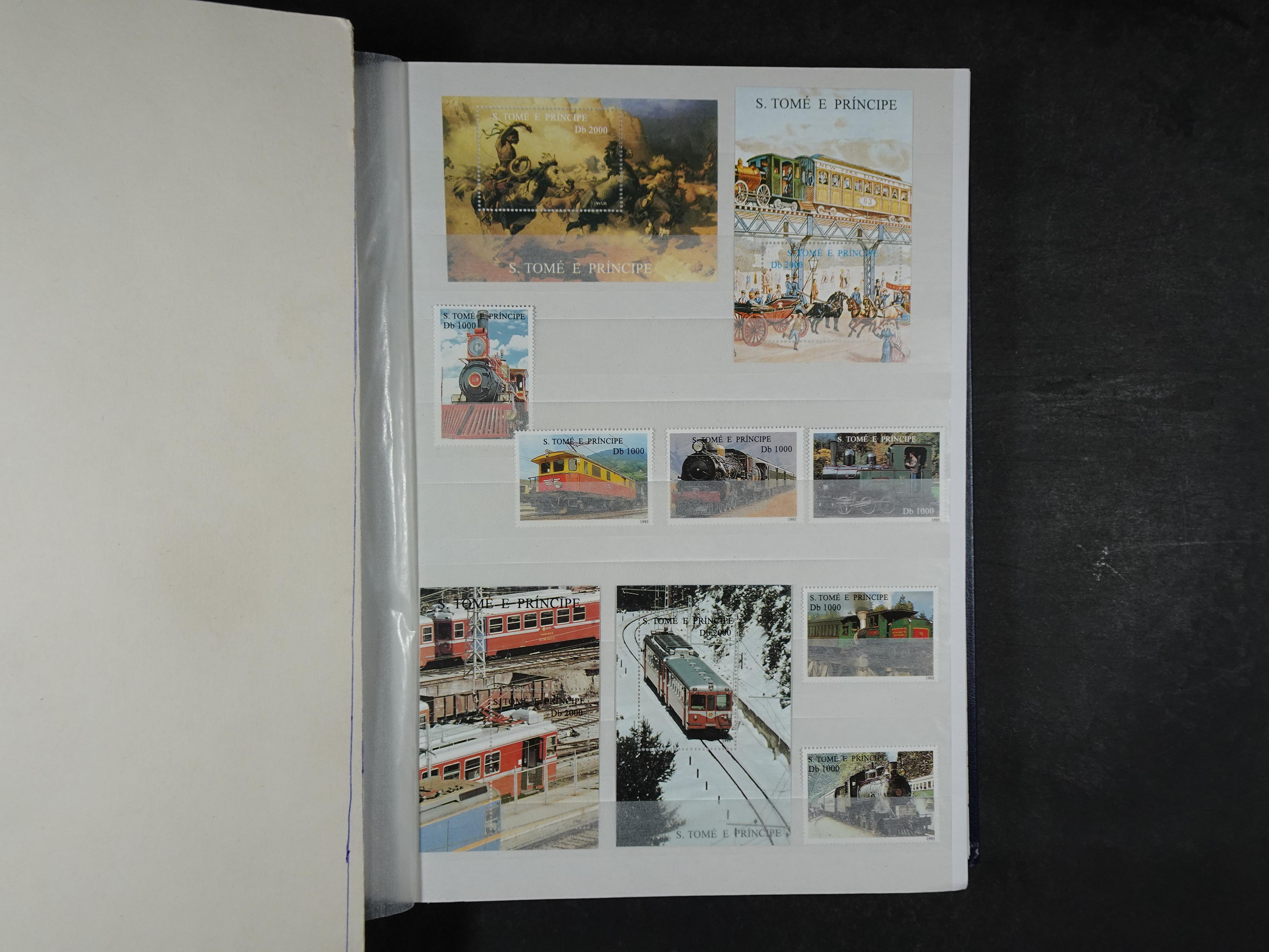 Prachtige en zeer uitgebreide collectie letters S en T waarbij veel ongetand, opdrukken. Hoge cat waarde. 25