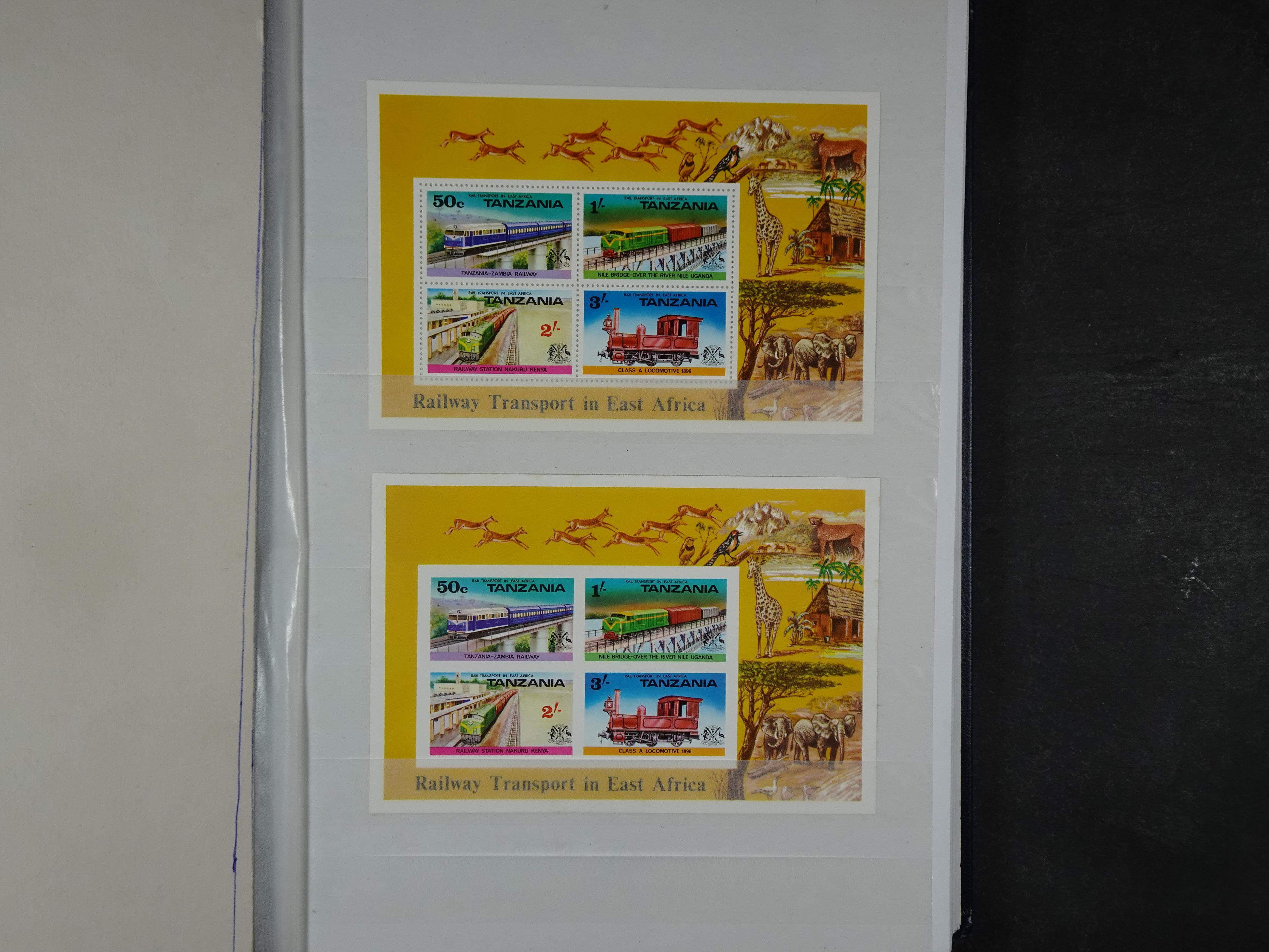 Prachtige en zeer uitgebreide collectie letters S en T waarbij veel ongetand, opdrukken. Hoge cat waarde. 31