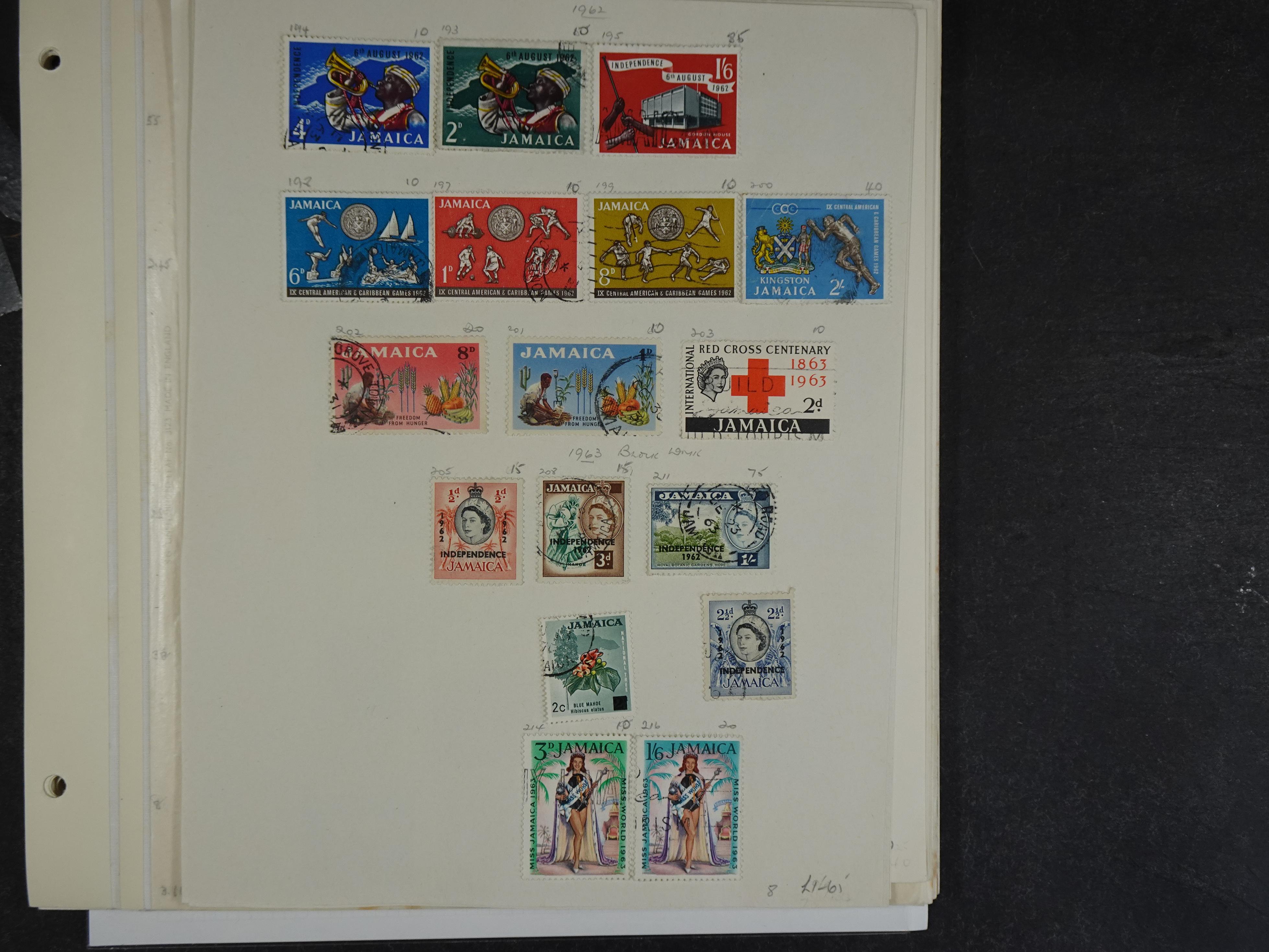 Verzameling vanaf klassiek met doubletten op bladen.
Bevat beter genoteerd. 18