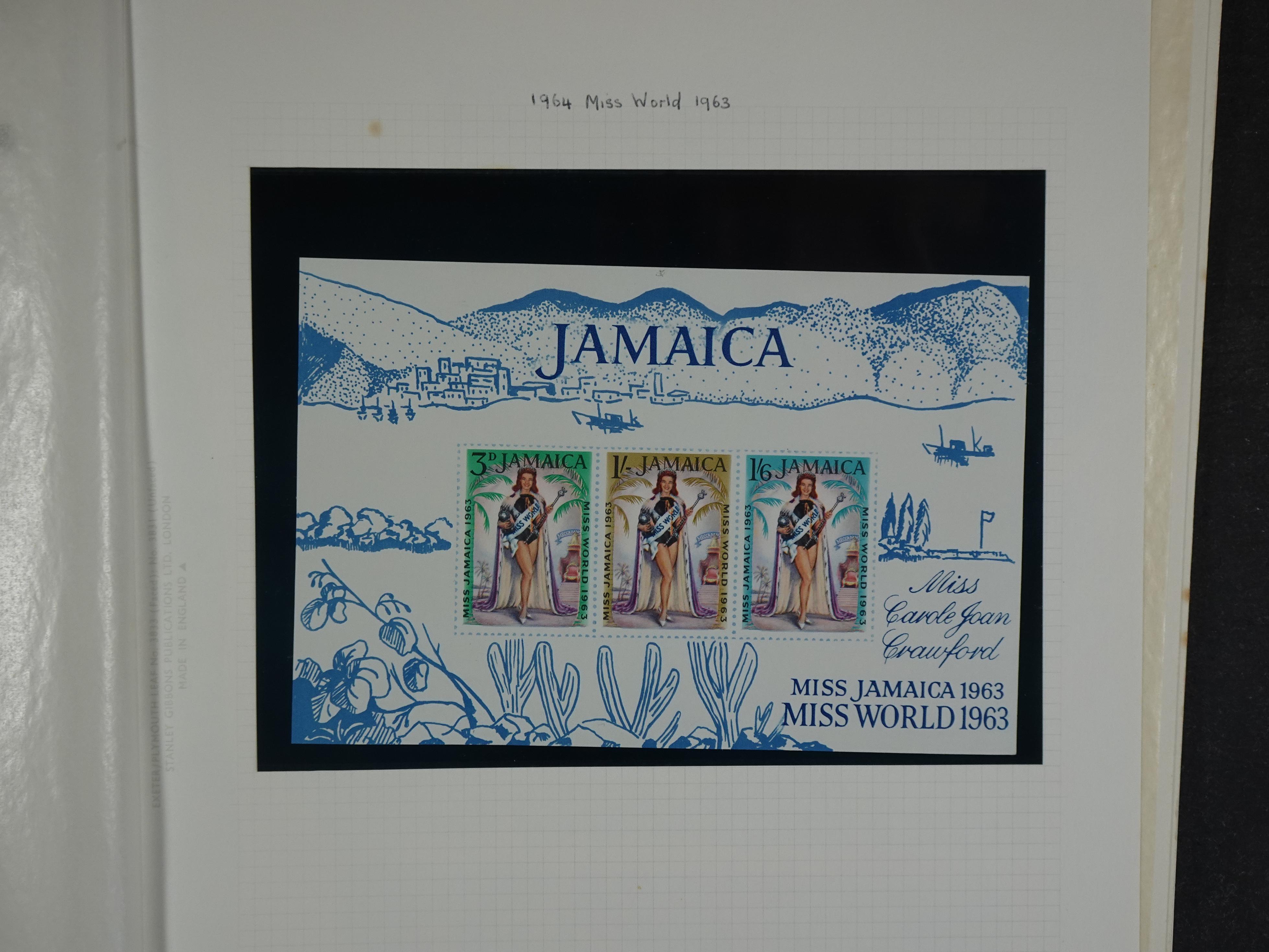 Verzameling vanaf klassiek met doubletten op bladen.
Bevat beter genoteerd. 30