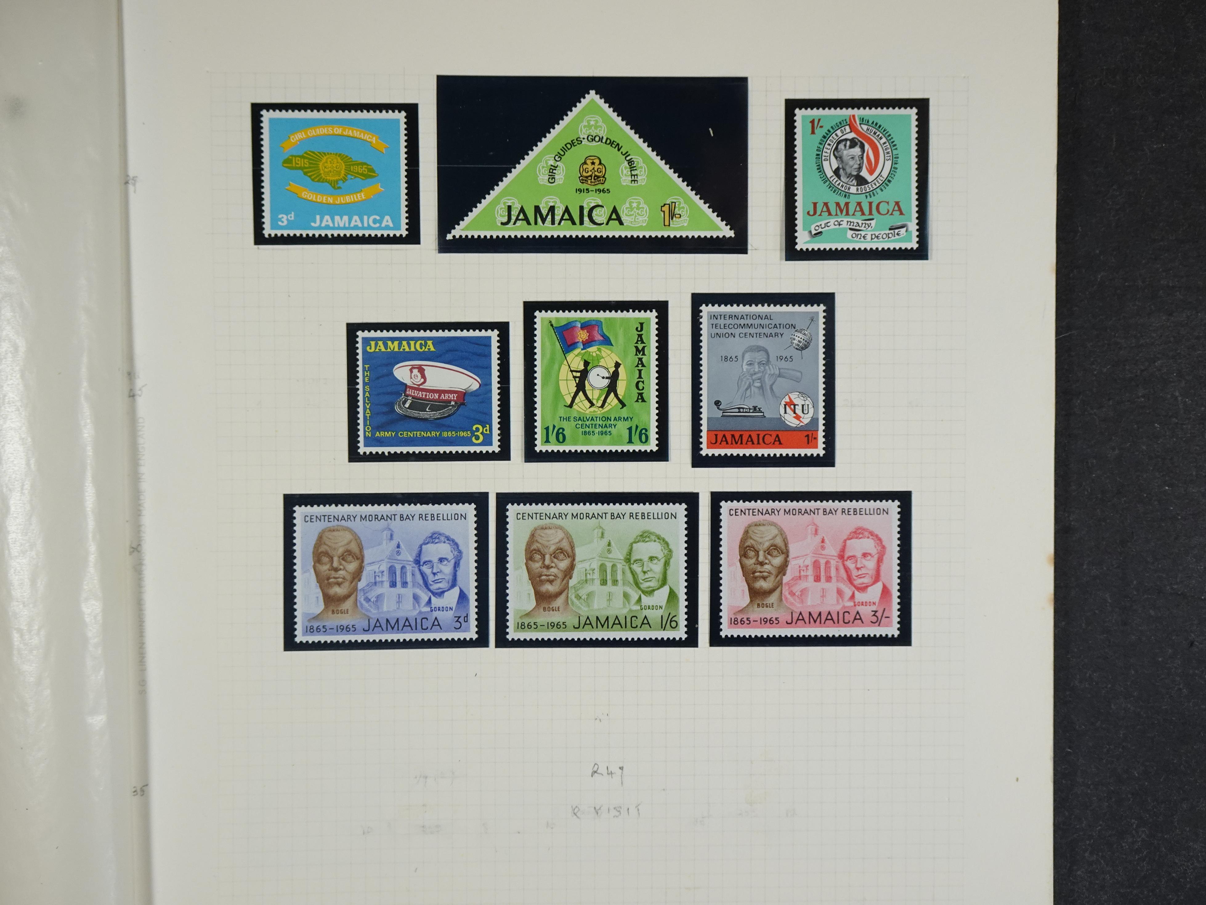 Verzameling vanaf klassiek met doubletten op bladen.
Bevat beter genoteerd. 32