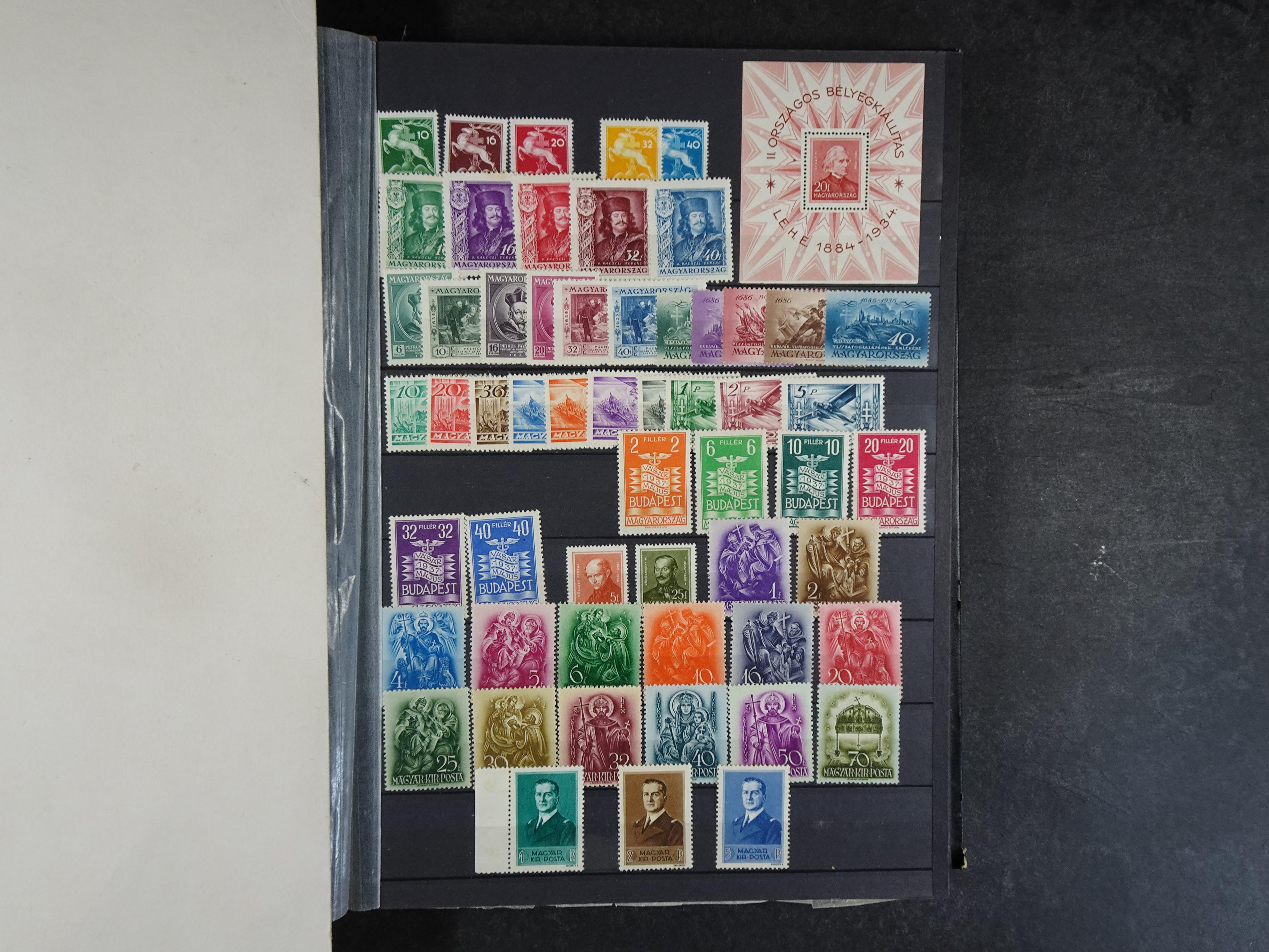 Verzameling tussen 1913 en 1989 incl. blokken. 82