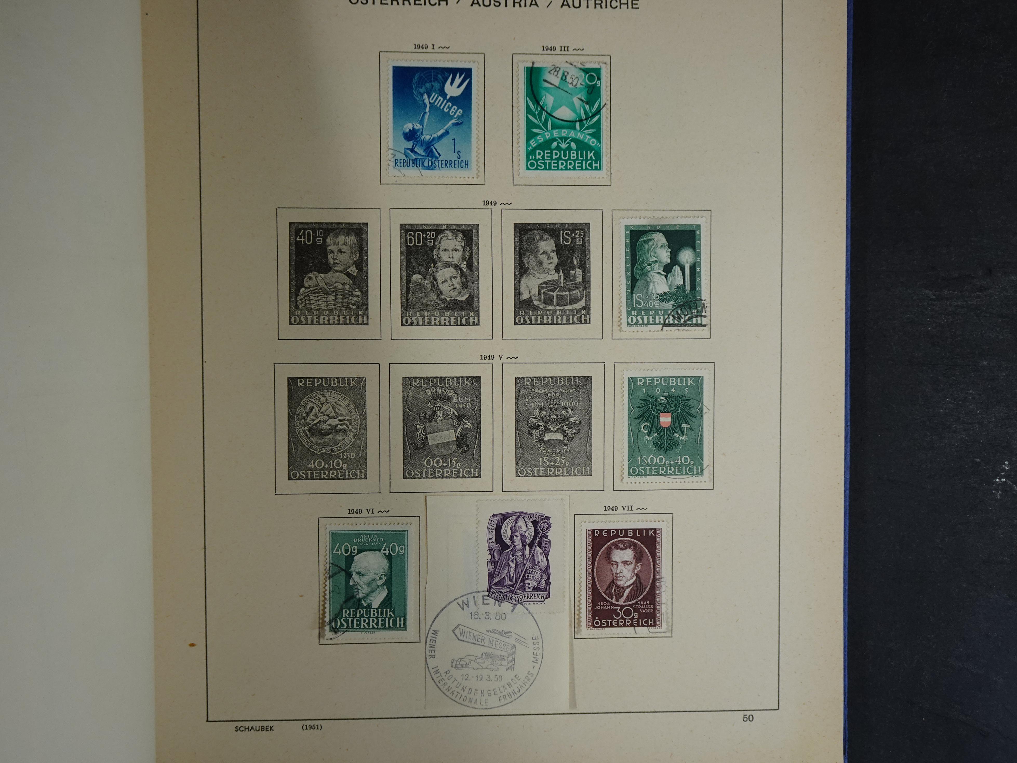 Nette verzameling in Schaubek album.
Bevat ook wat back of the book. 54