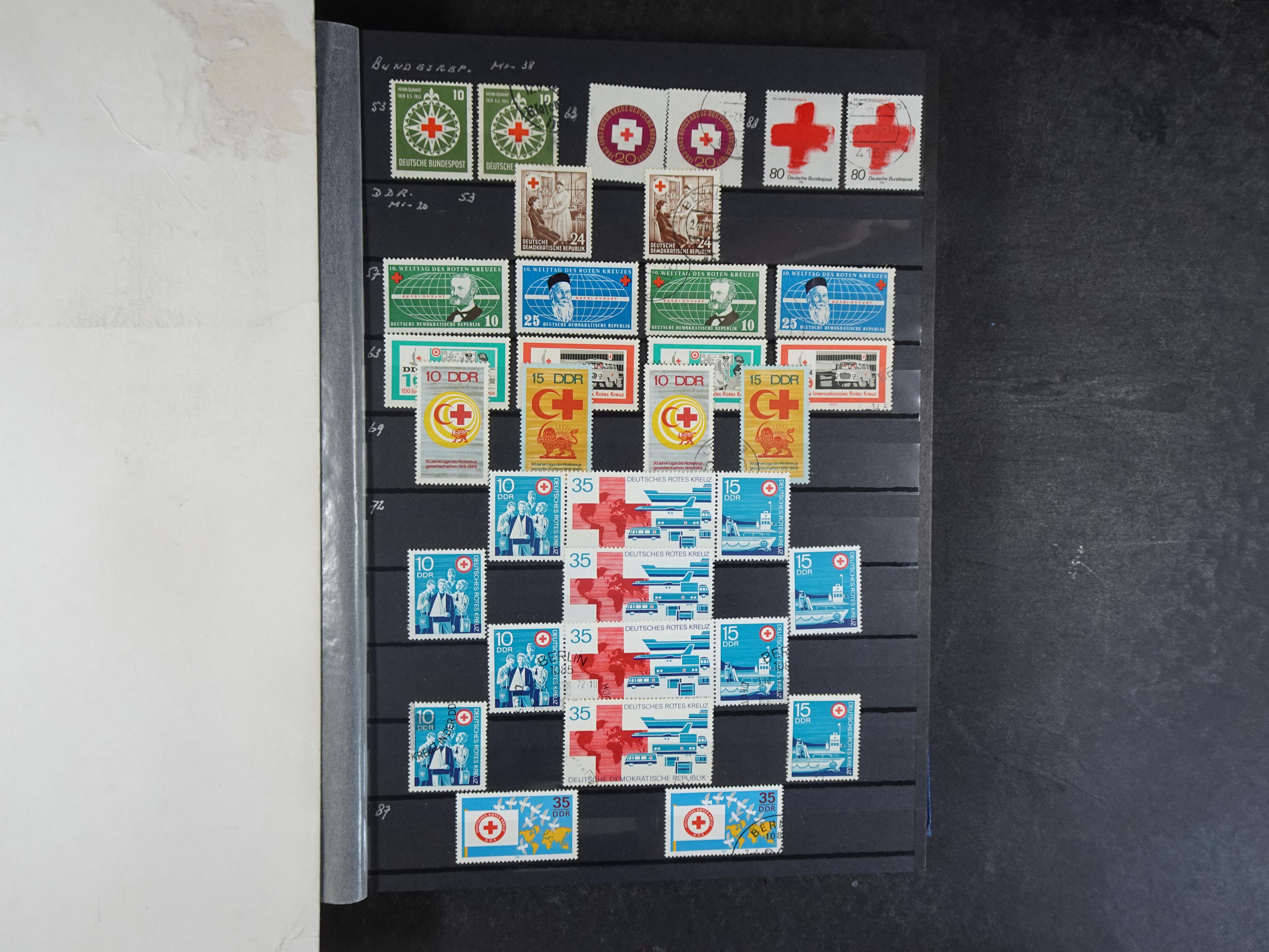 Mooie verzameling met beter materiaal onder andere Albanië, België, Frankrijk, Monaco, etc.
Veelal dubbel aanwezig.
Flinke cat. waarde. 15