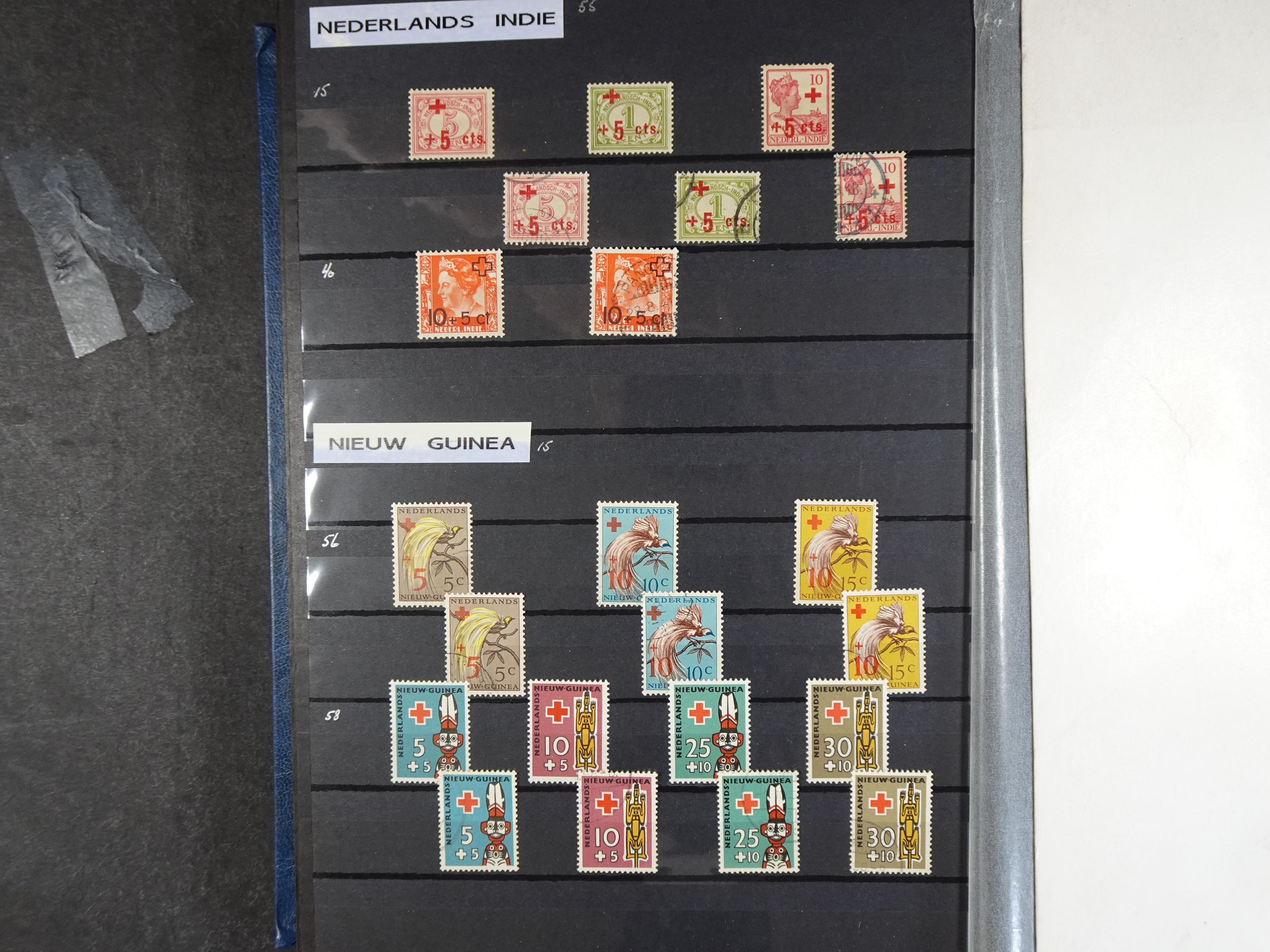 Mooie verzameling met beter materiaal onder andere Albanië, België, Frankrijk, Monaco, etc.
Veelal dubbel aanwezig.
Flinke cat. waarde. 62