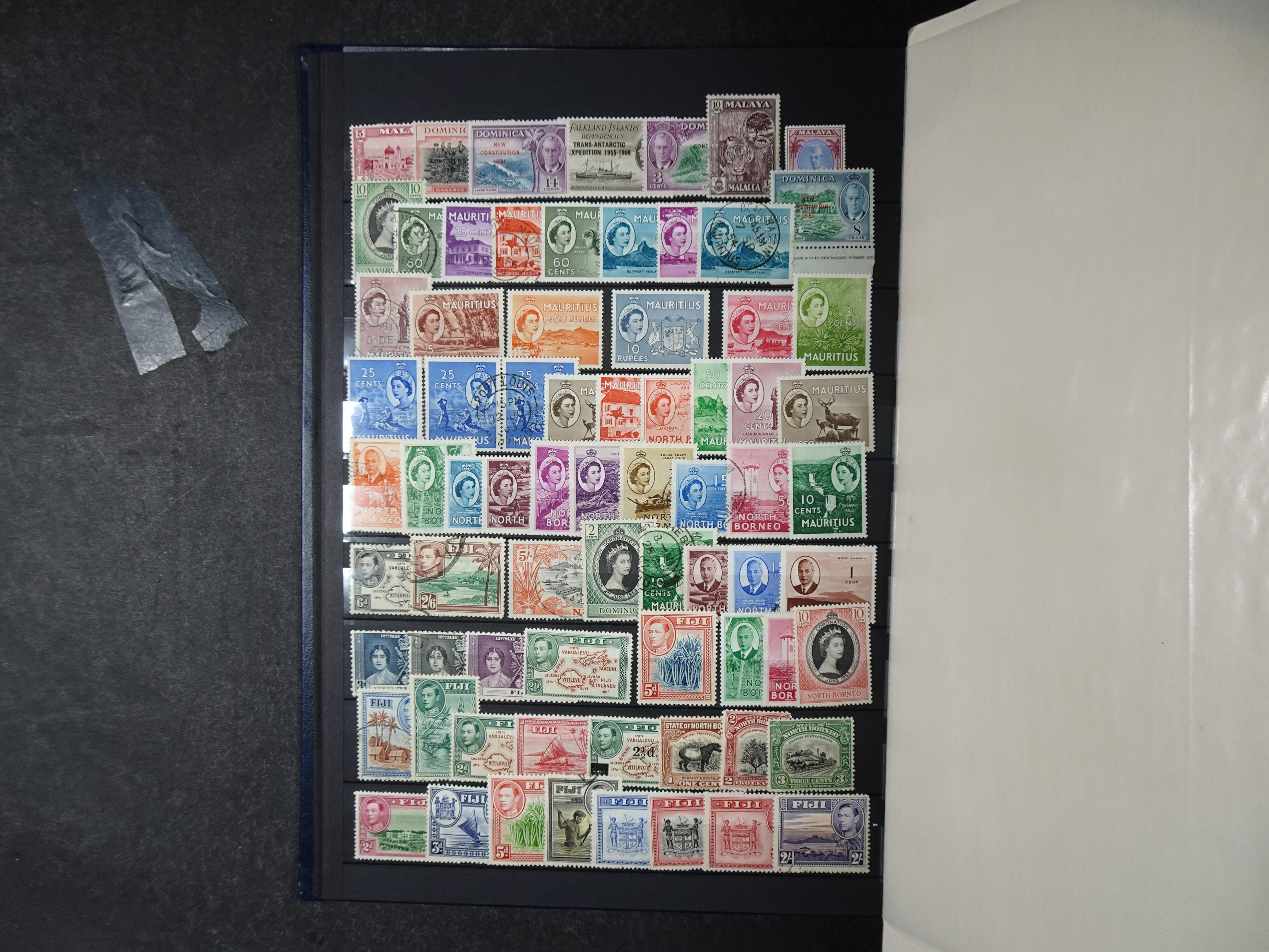 Mooie uitzoek partij met veel beter materiaal. Hoge waarde. 4