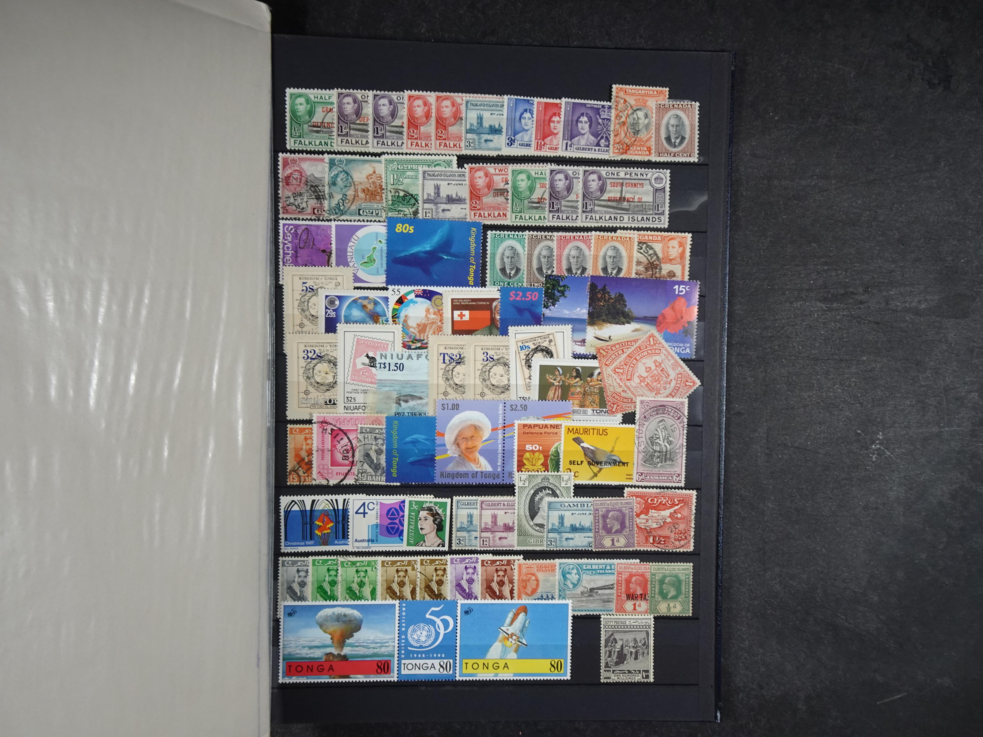 Mooie uitzoek partij met veel beter materiaal. Hoge waarde. 27