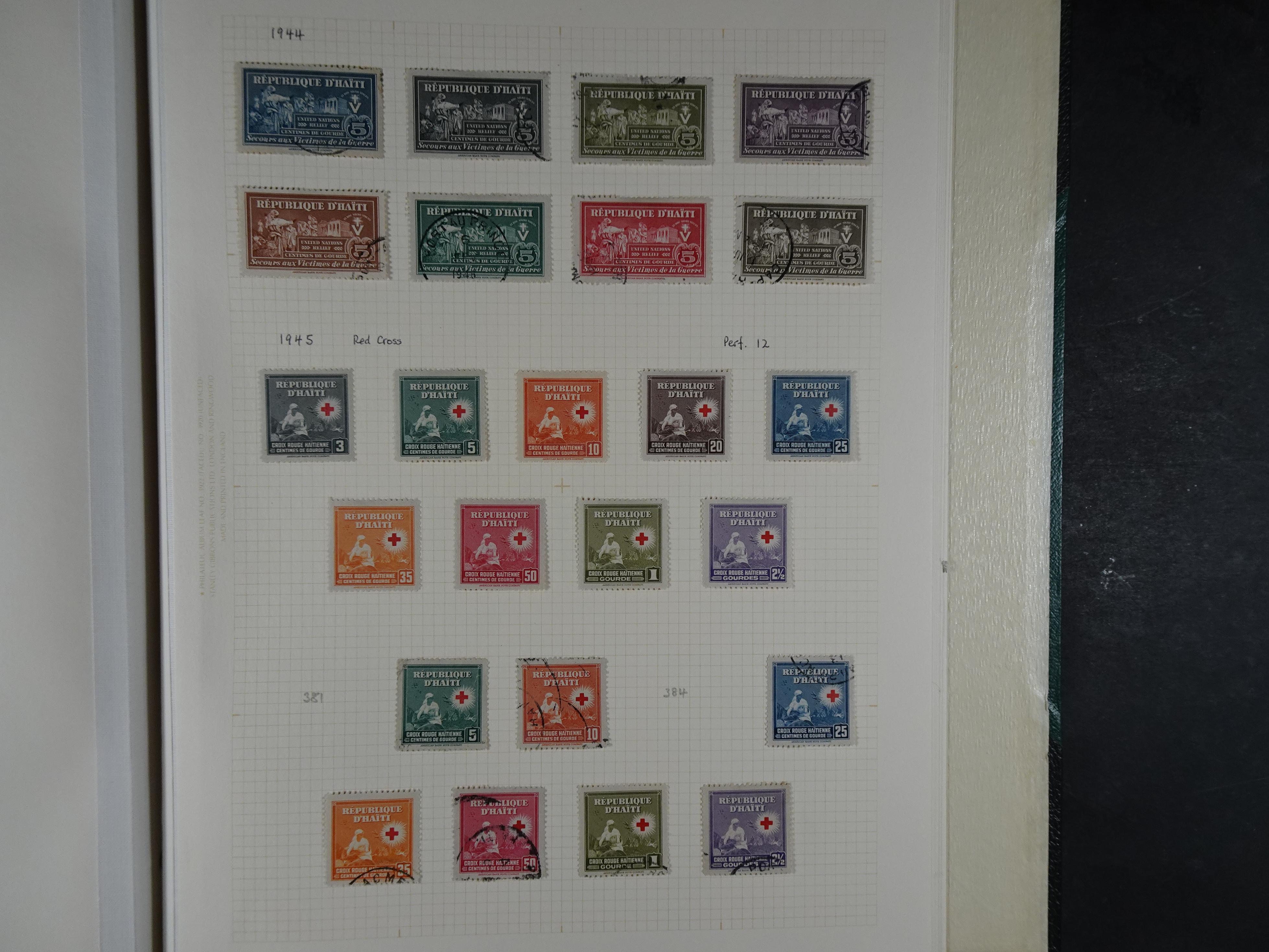 Prachtige collectie met veel opdruk uitgiften + blokken.
Zelden aangeboden. 42