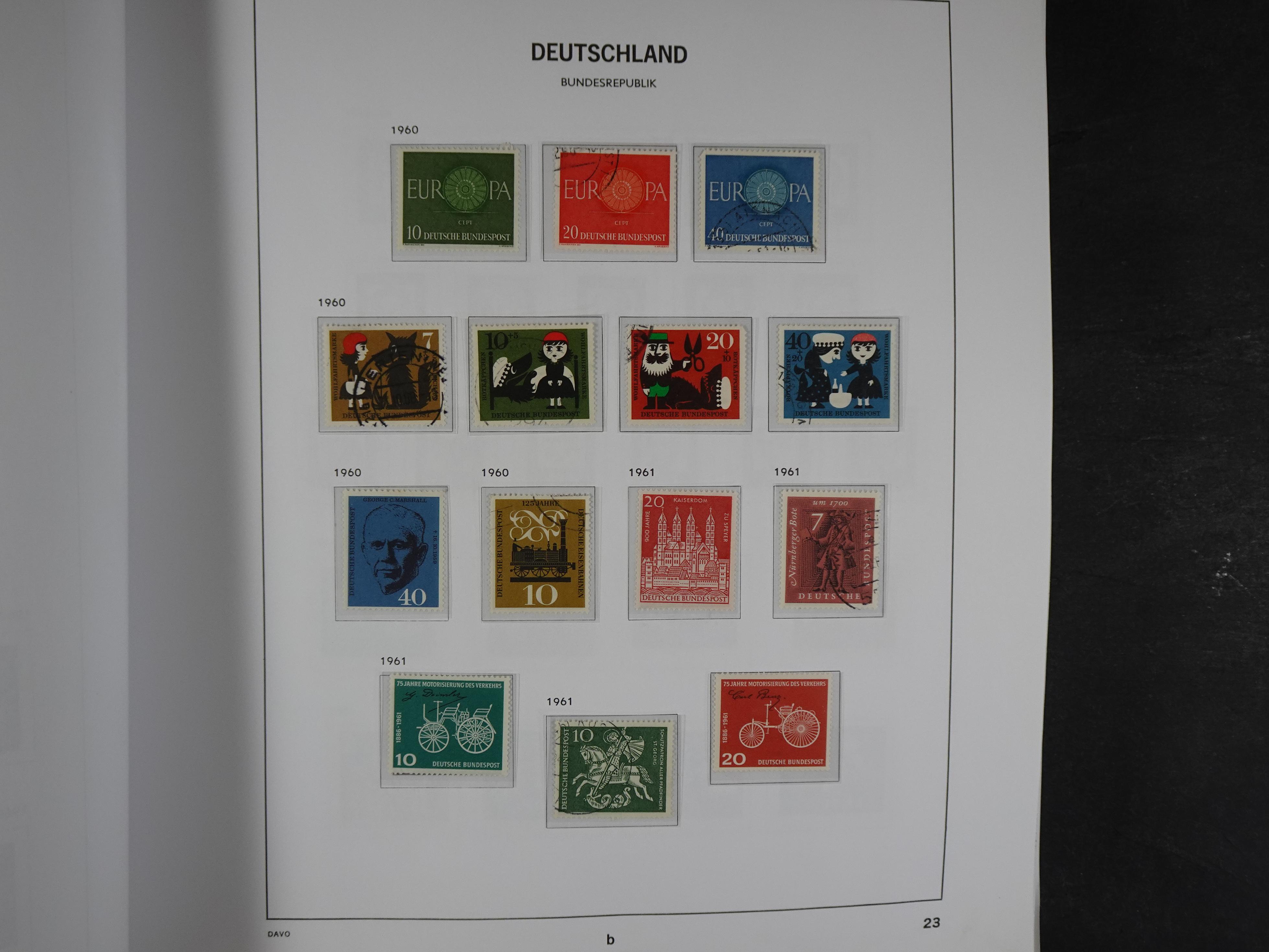 Collectie met goed begin periode. 17