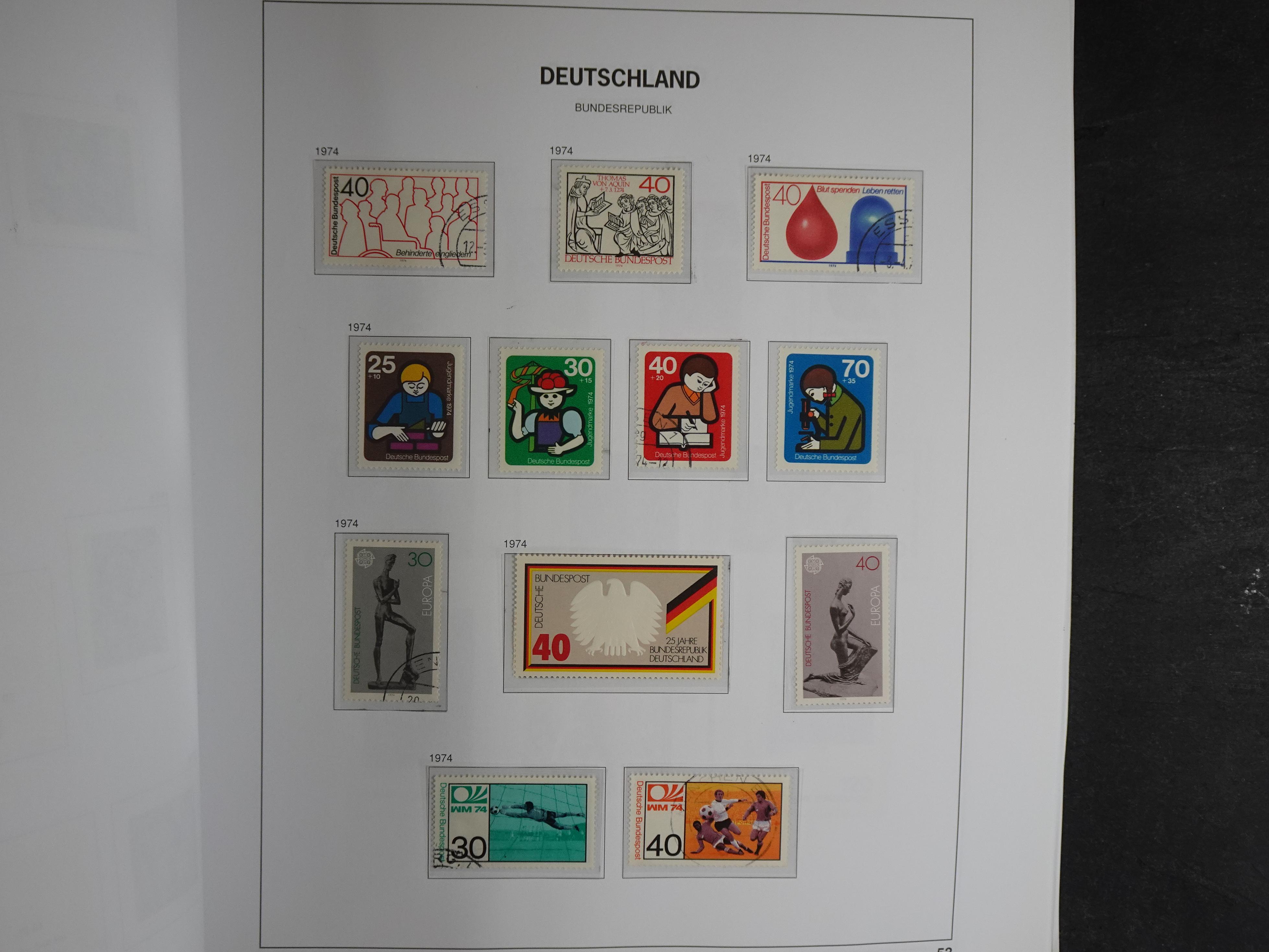 Collectie met goed begin periode. 48