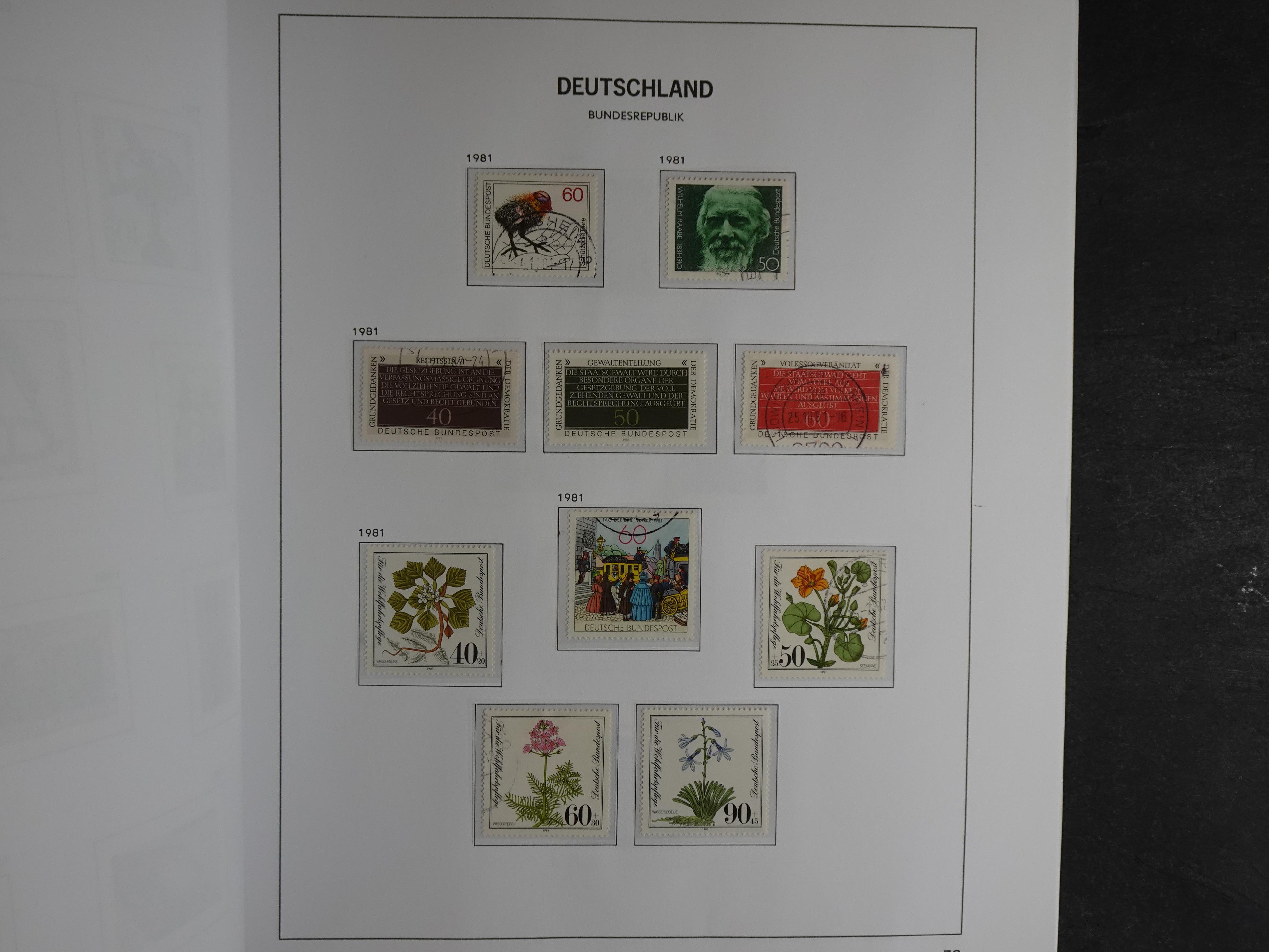 Collectie met goed begin periode. 73