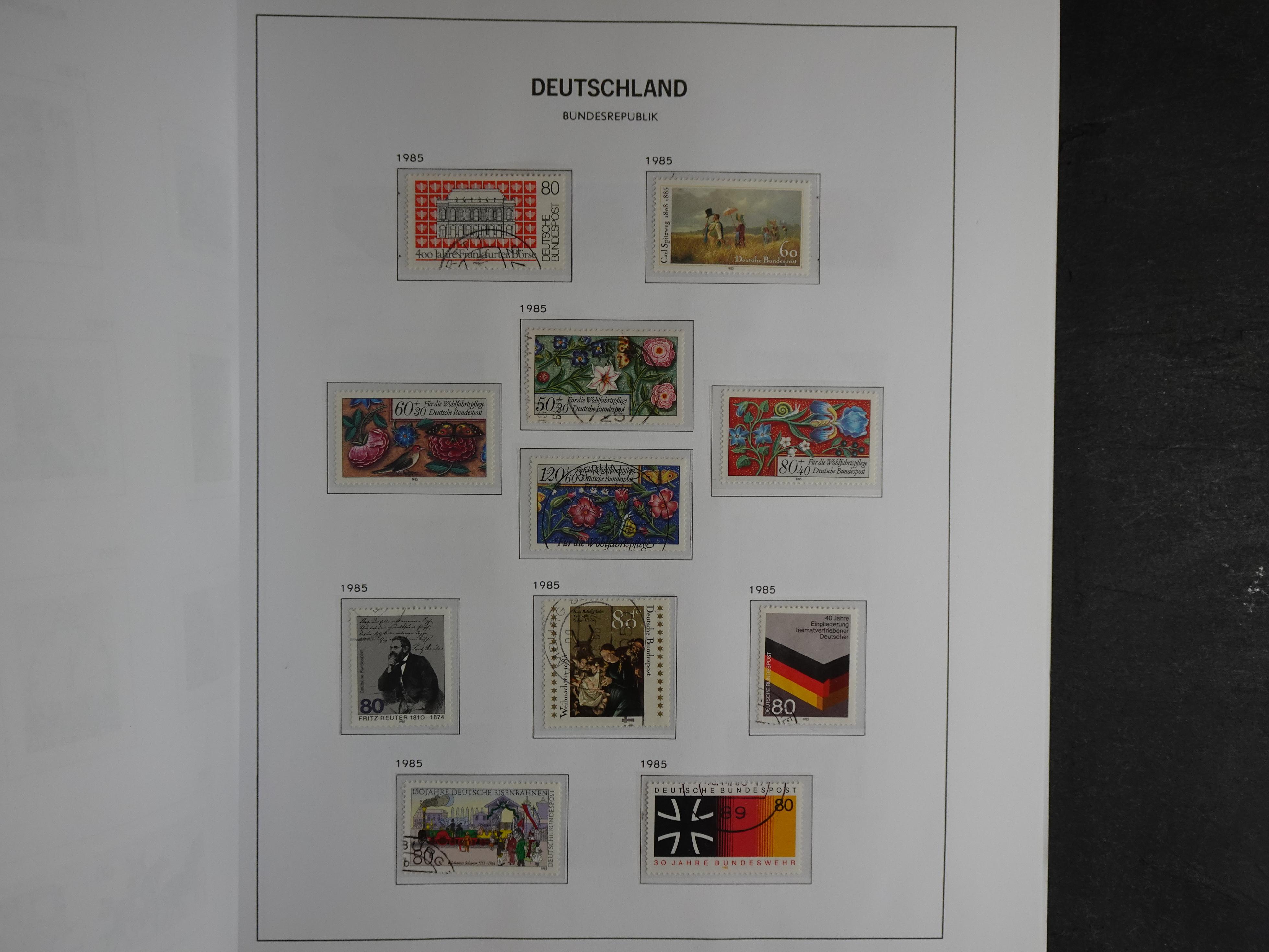 Collectie met goed begin periode. 87