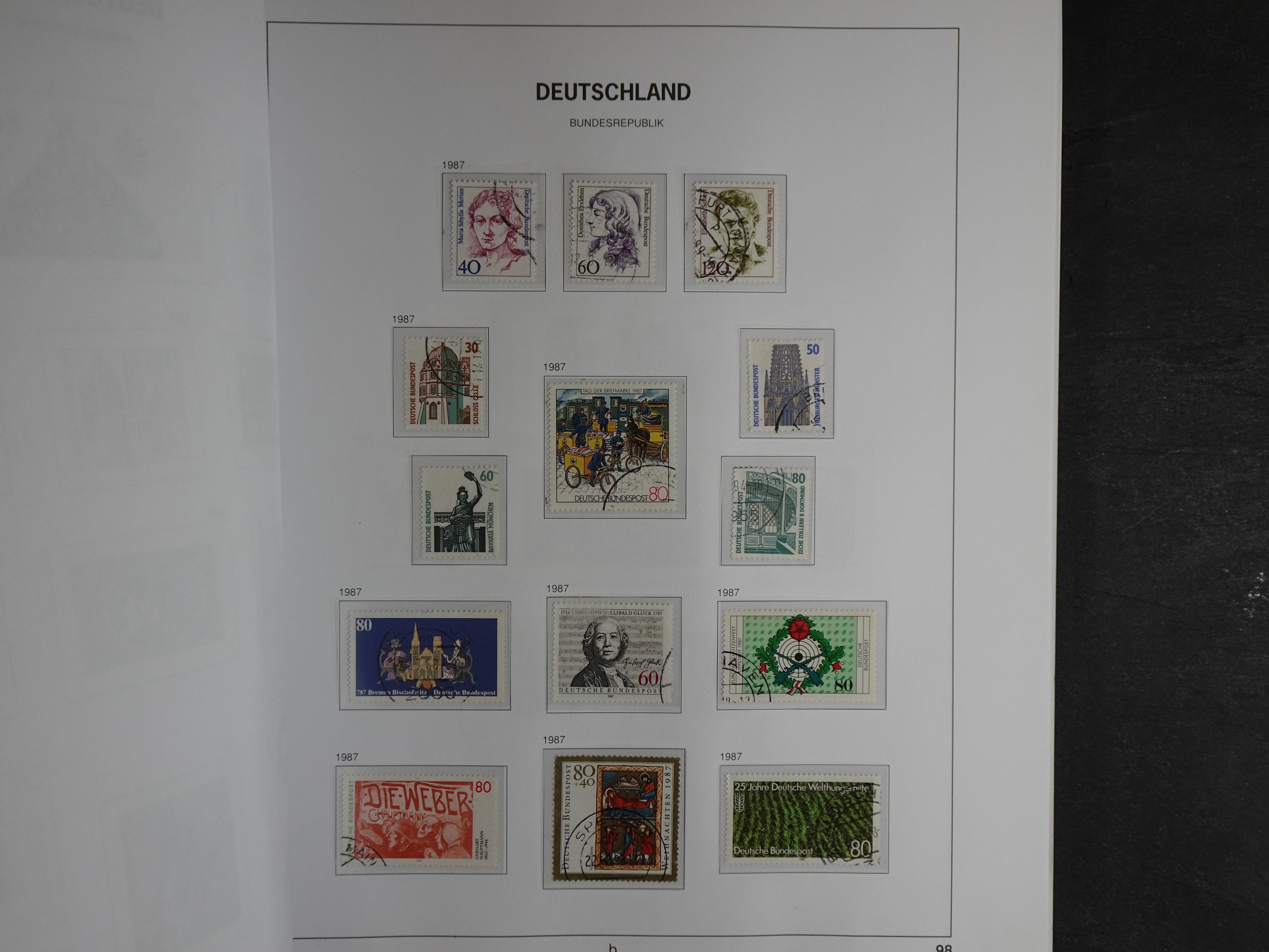 Collectie met goed begin periode. 93