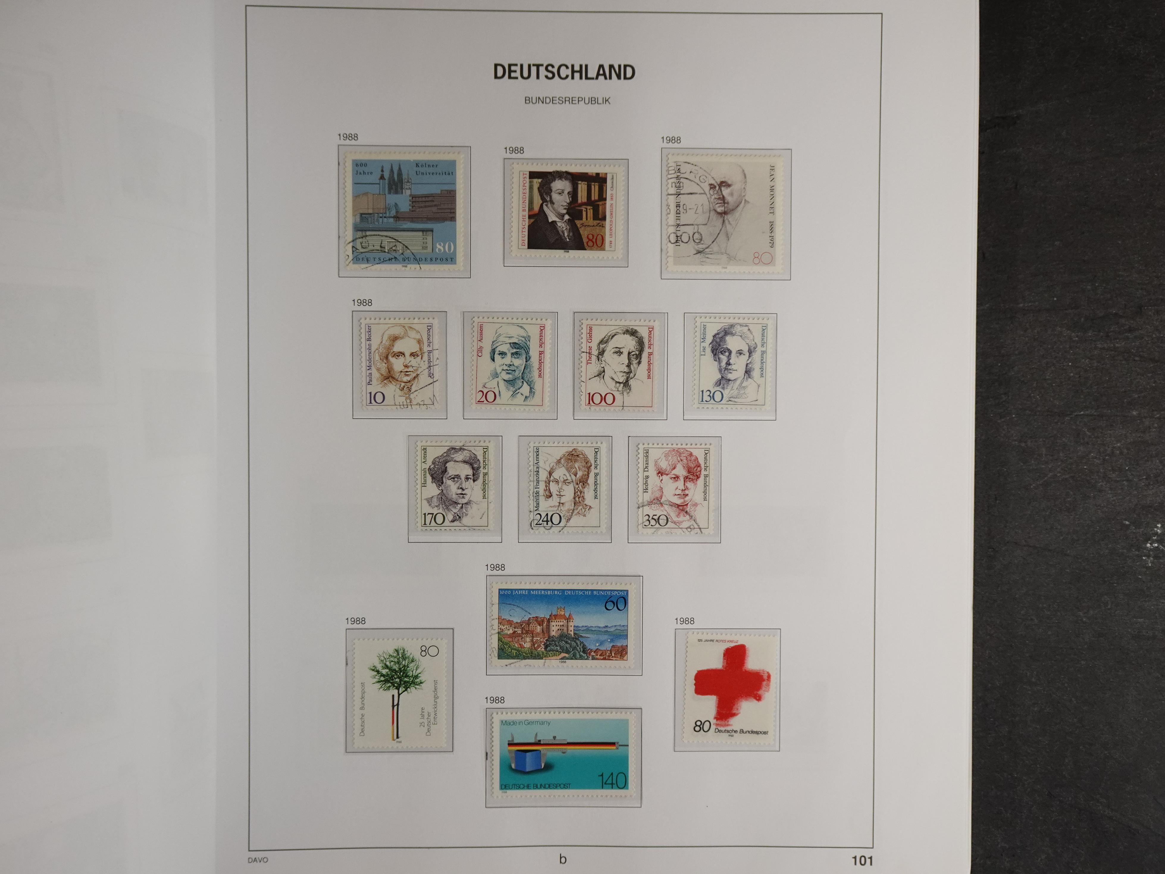 Collectie met goed begin periode. 96