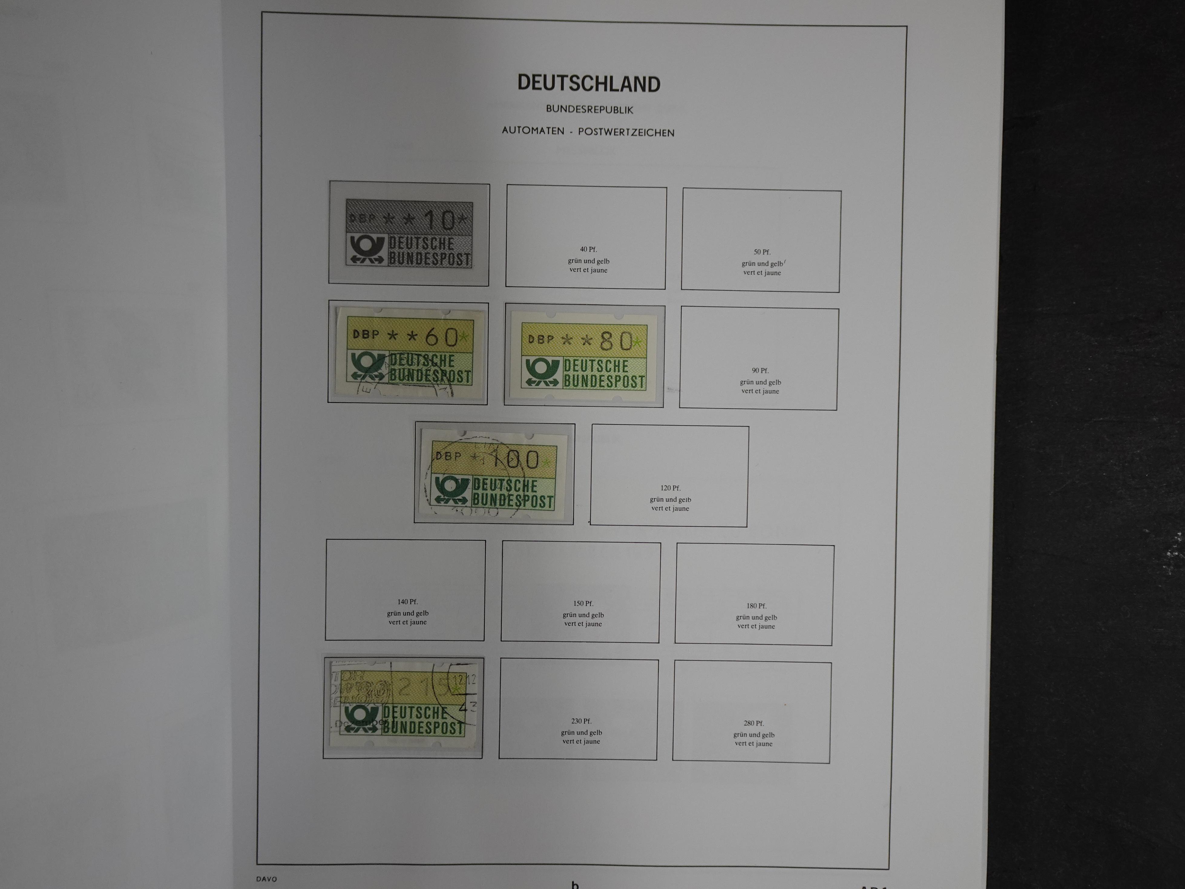 Collectie met goed begin periode. 105