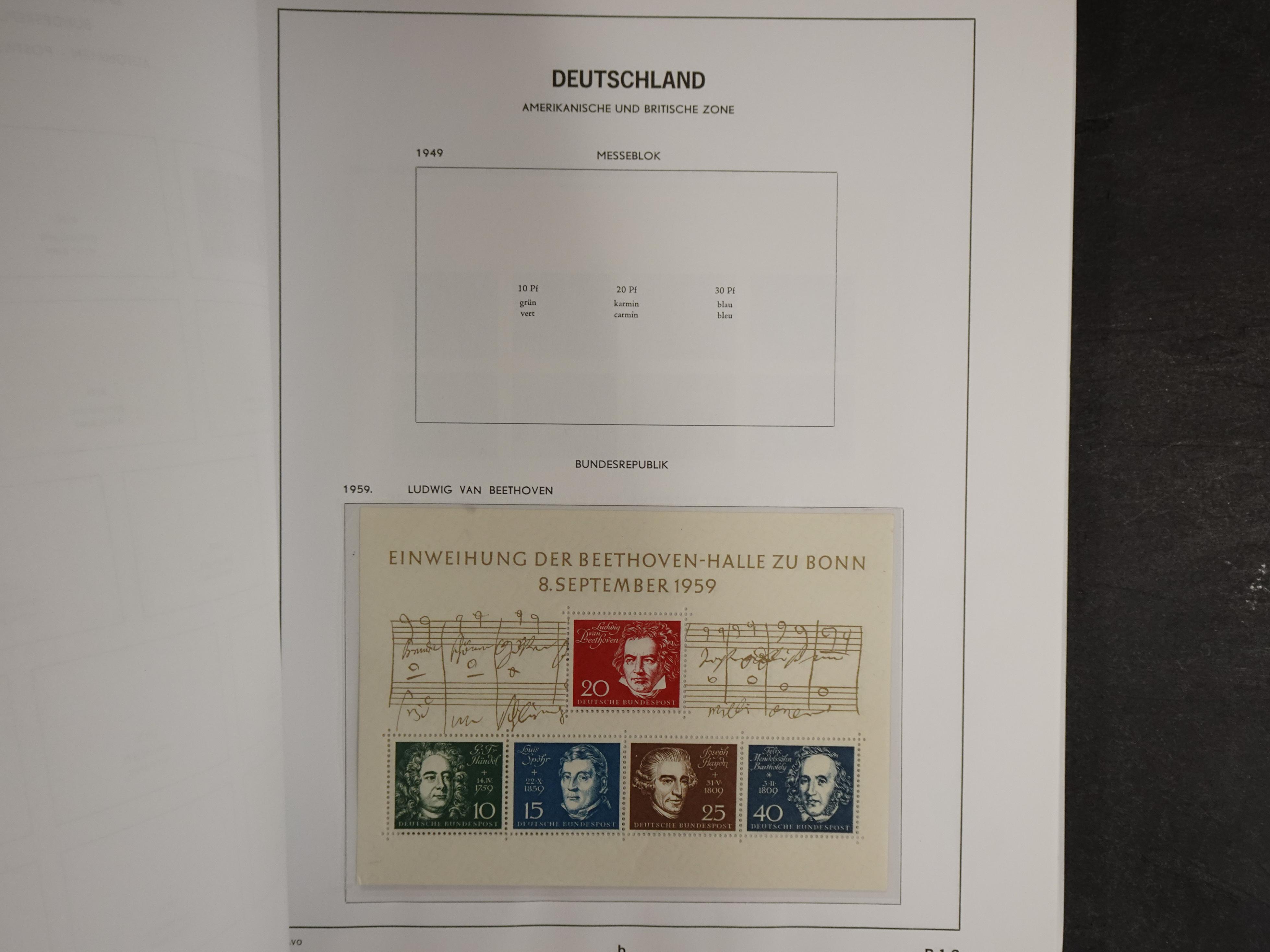 Collectie met goed begin periode. 106