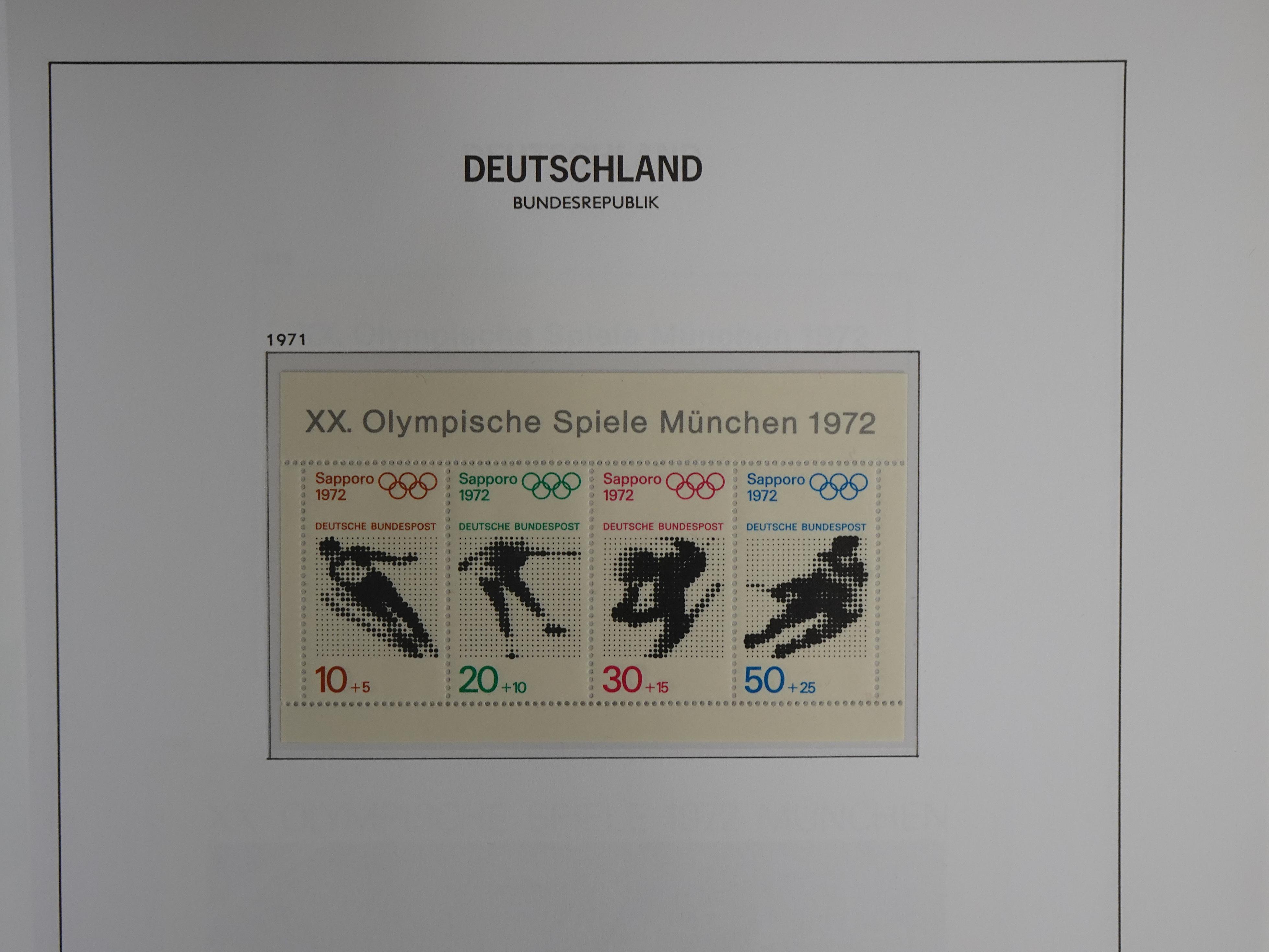 Collectie met goed begin periode. 109