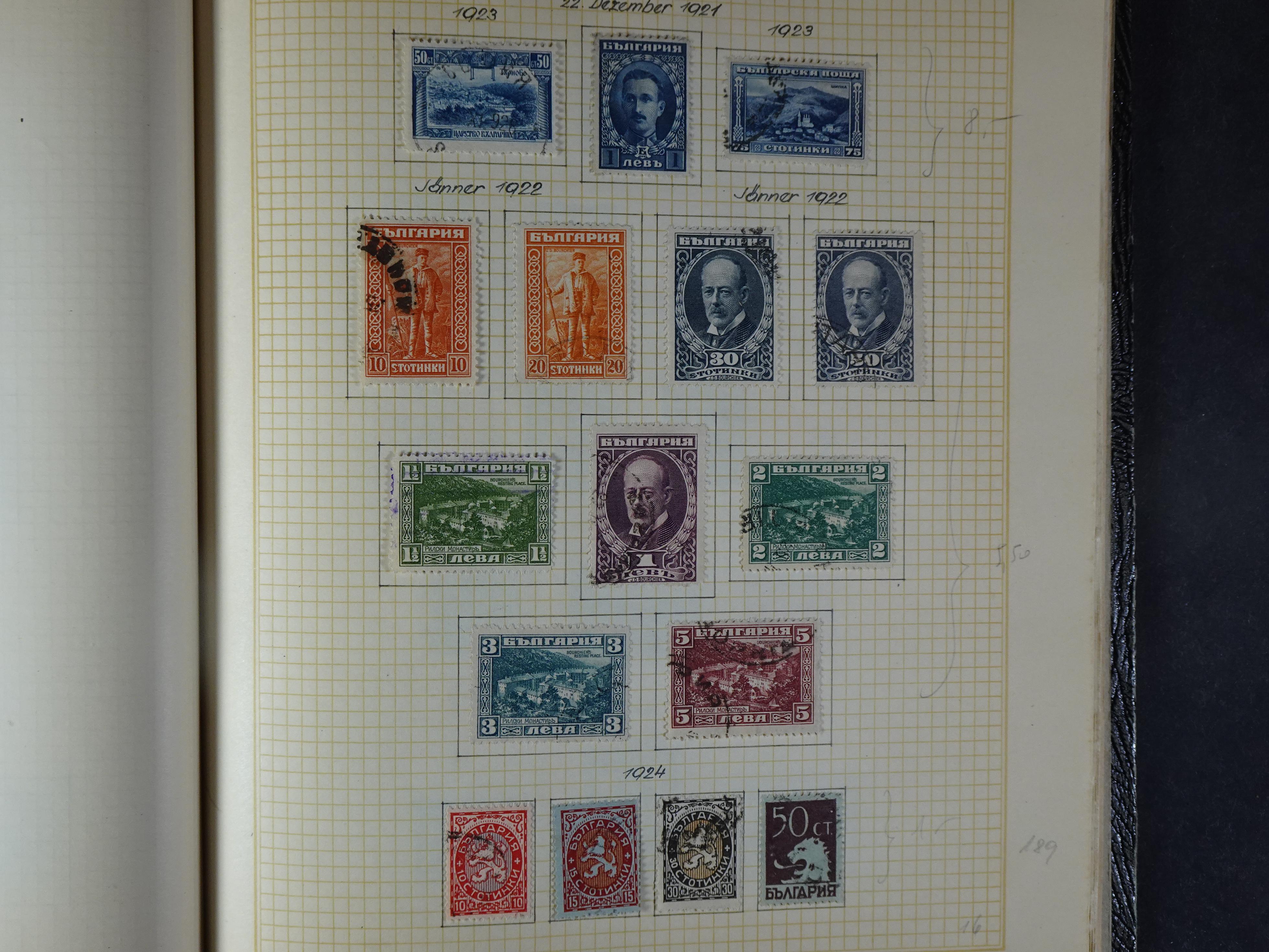 Nette klassieke verzameling 1879 - 1940 met goed materiaal in oud kleinbandje.
Hoge cat. waarde. 12