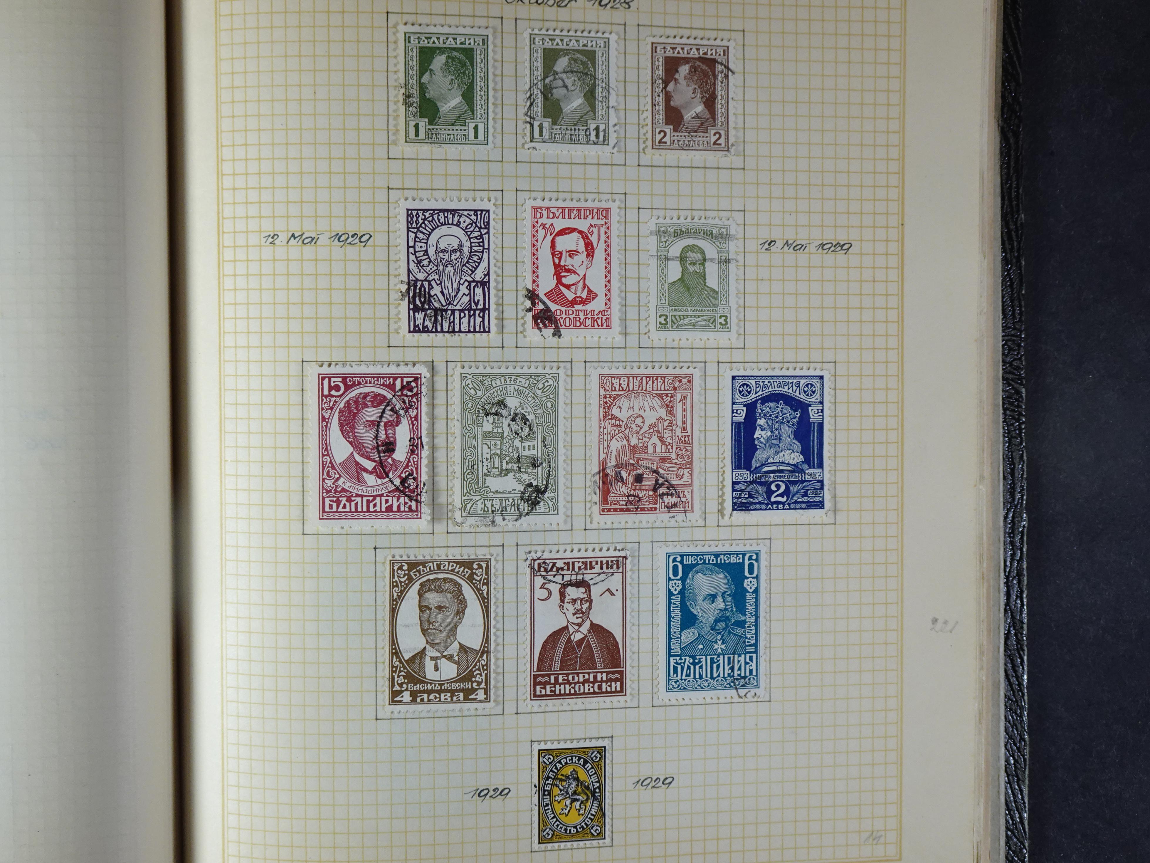 Nette klassieke verzameling 1879 - 1940 met goed materiaal in oud kleinbandje.
Hoge cat. waarde. 15