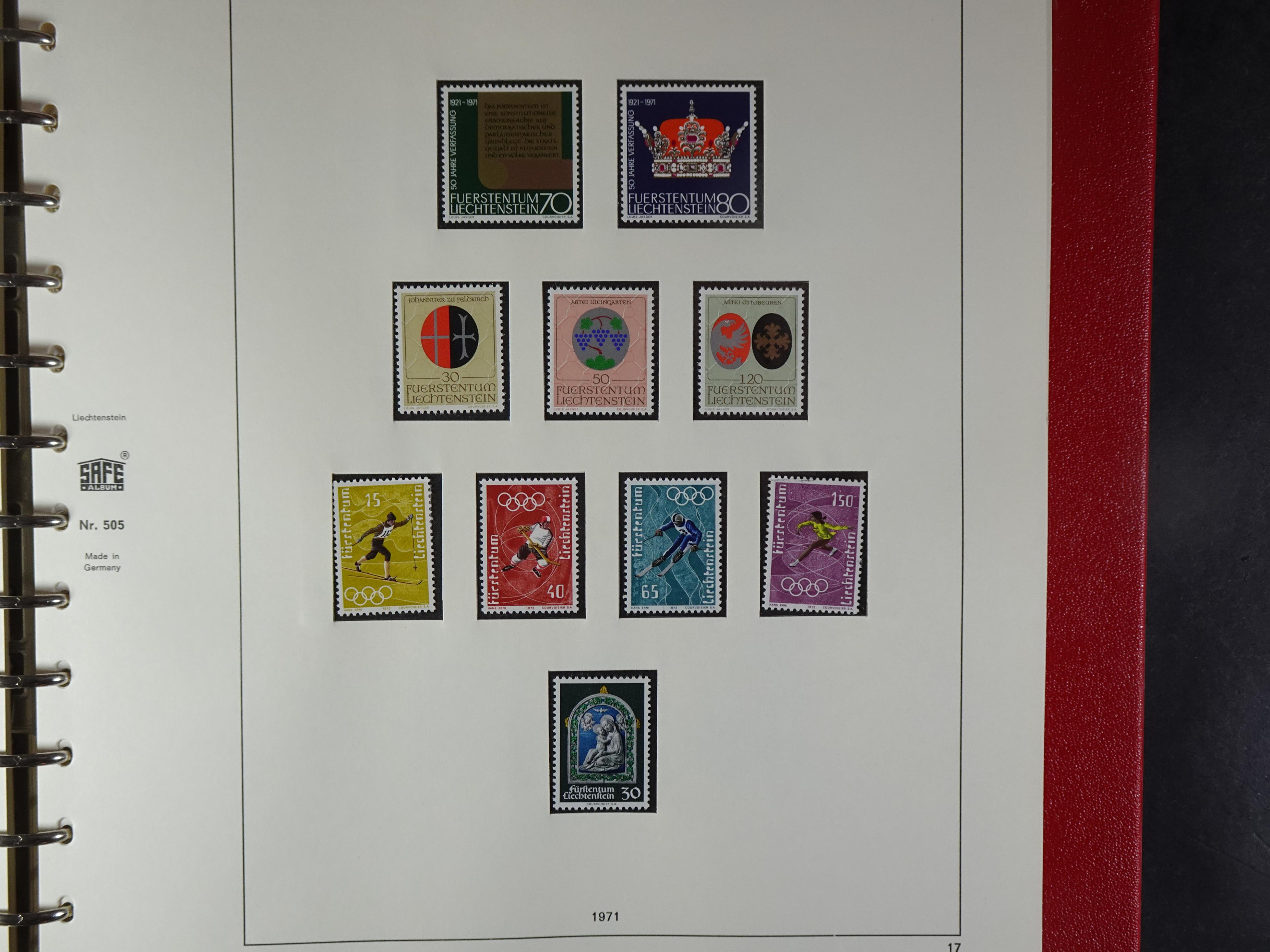 Verzameling 1945 -1995.
Hoge cat. waarde. 33