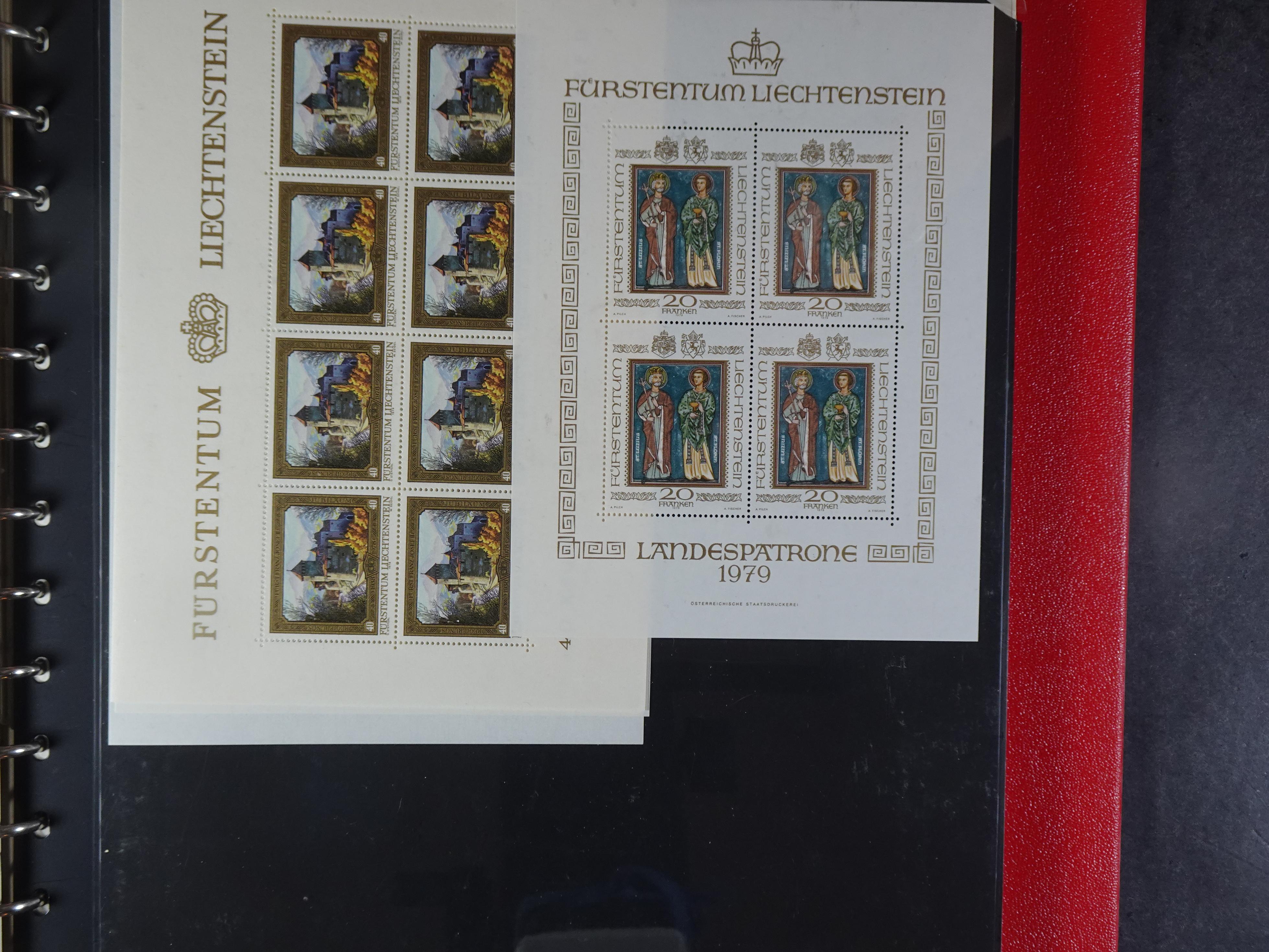 Verzameling 1945 -1995.
Hoge cat. waarde. 54