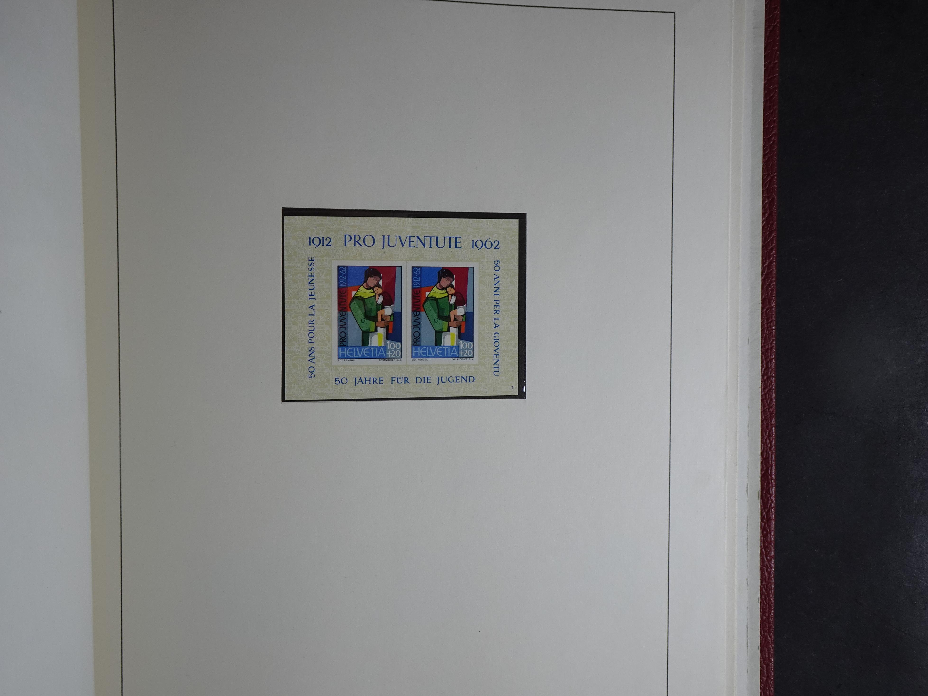 Verzameling waarbij beter blokken postfris. 33