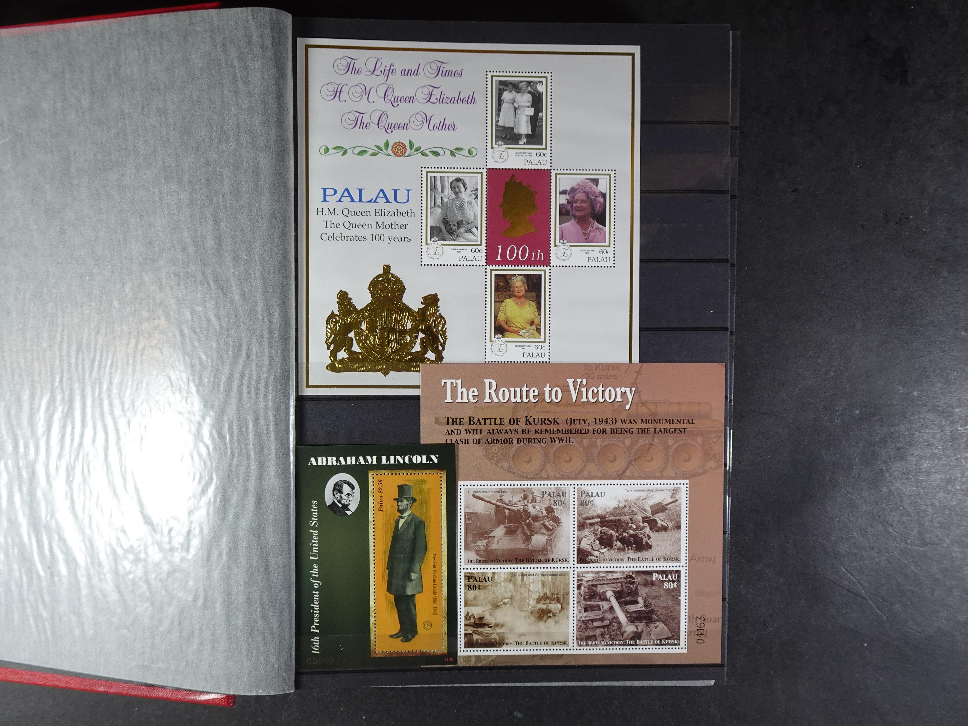 Palau 230 postfrisse blokken. €1,20 per stuk.
Enorme cat. waarde.
Koopje.