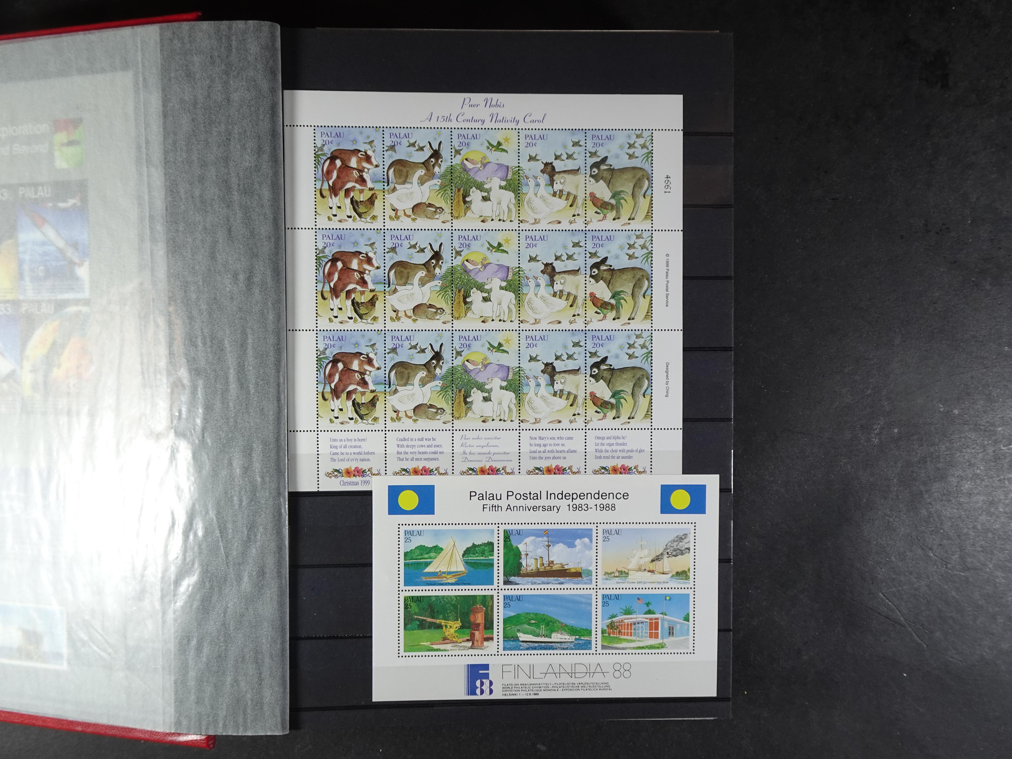 Palau 230 postfrisse blokken. €1,20 per stuk.
Enorme cat. waarde.
Koopje. 3