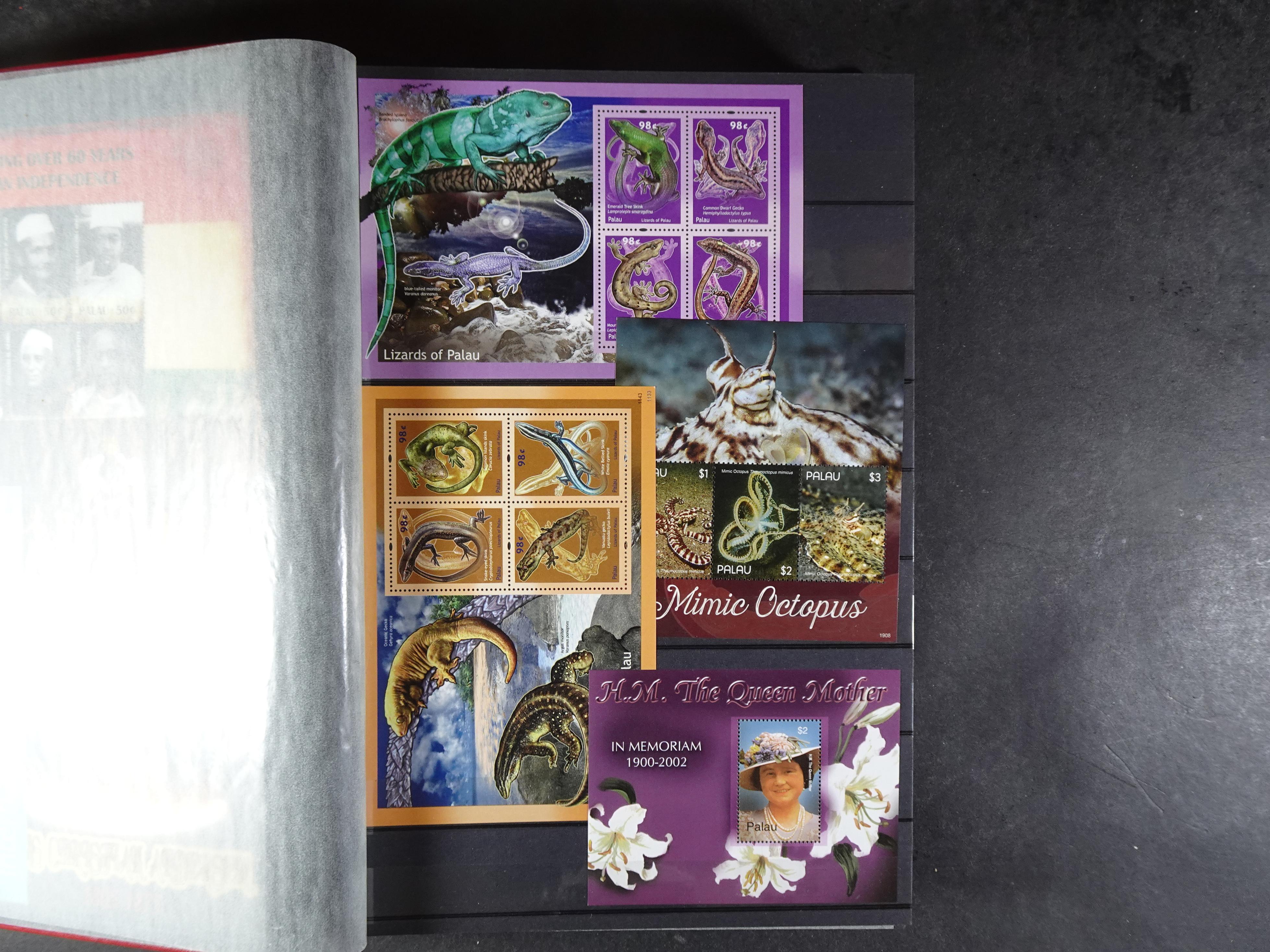 Palau 230 postfrisse blokken. €1,20 per stuk.
Enorme cat. waarde.
Koopje. 7