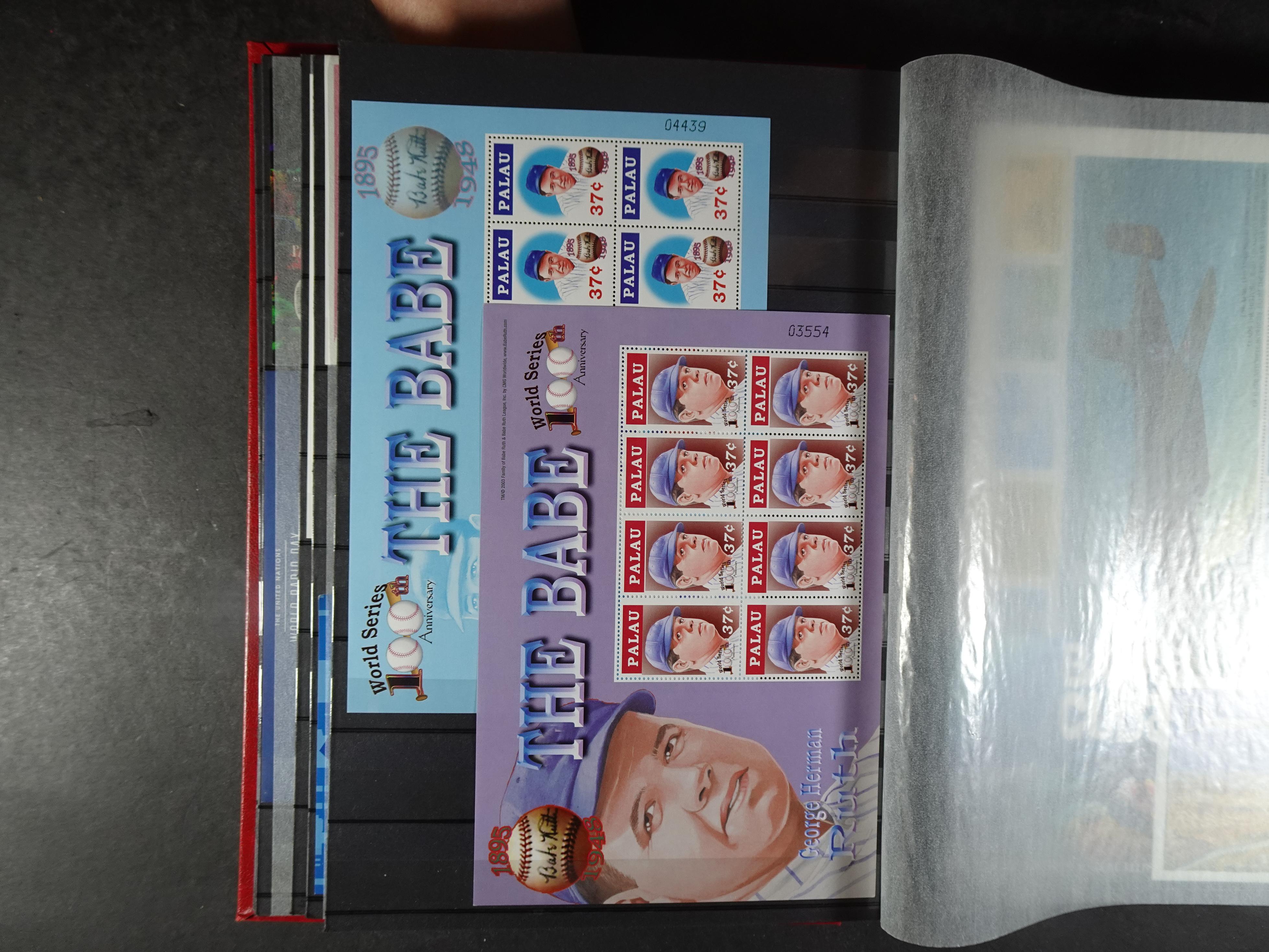 Palau 230 postfrisse blokken. €1,20 per stuk.
Enorme cat. waarde.
Koopje. 14