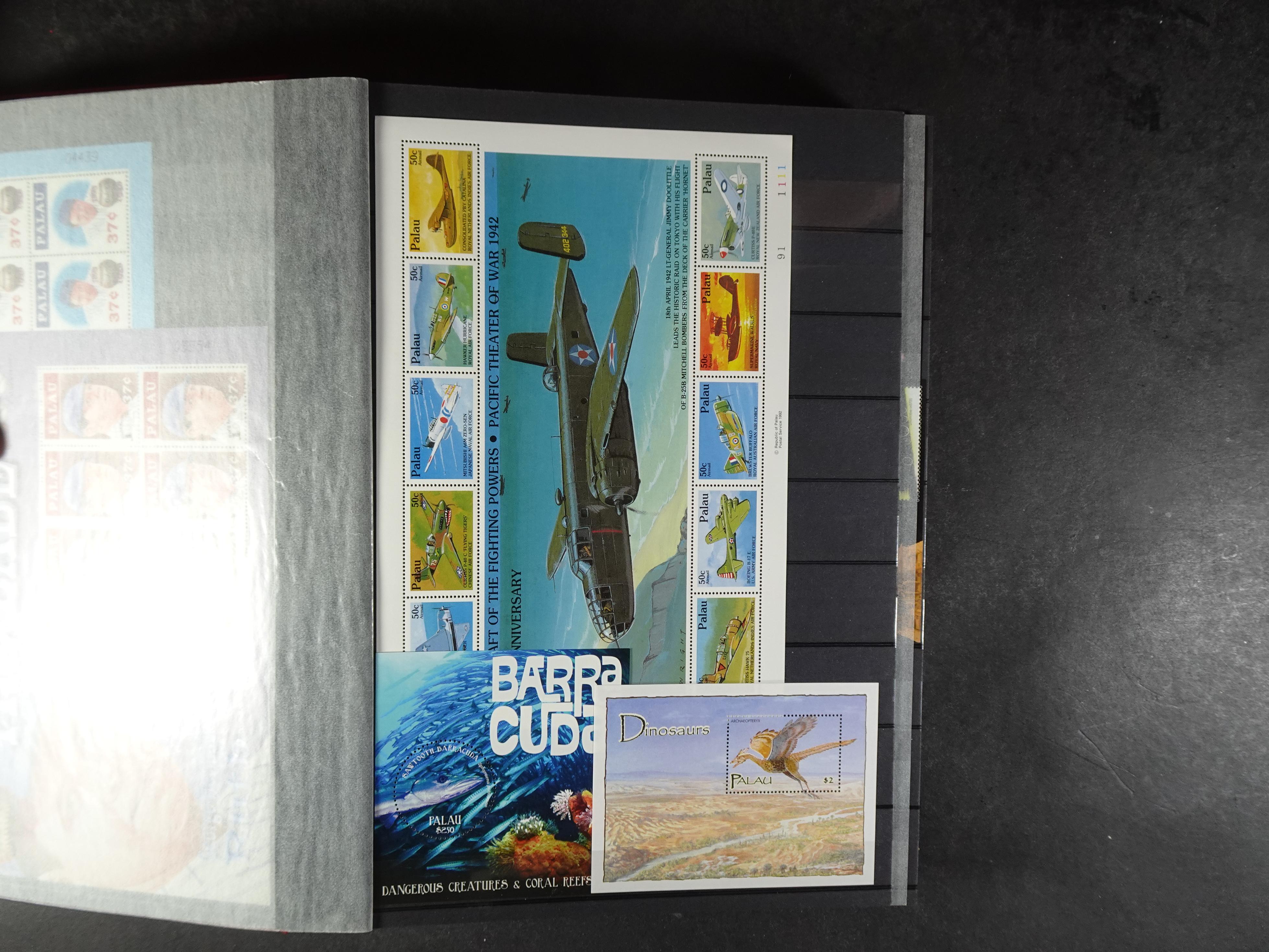 Palau 230 postfrisse blokken. €1,20 per stuk.
Enorme cat. waarde.
Koopje. 15