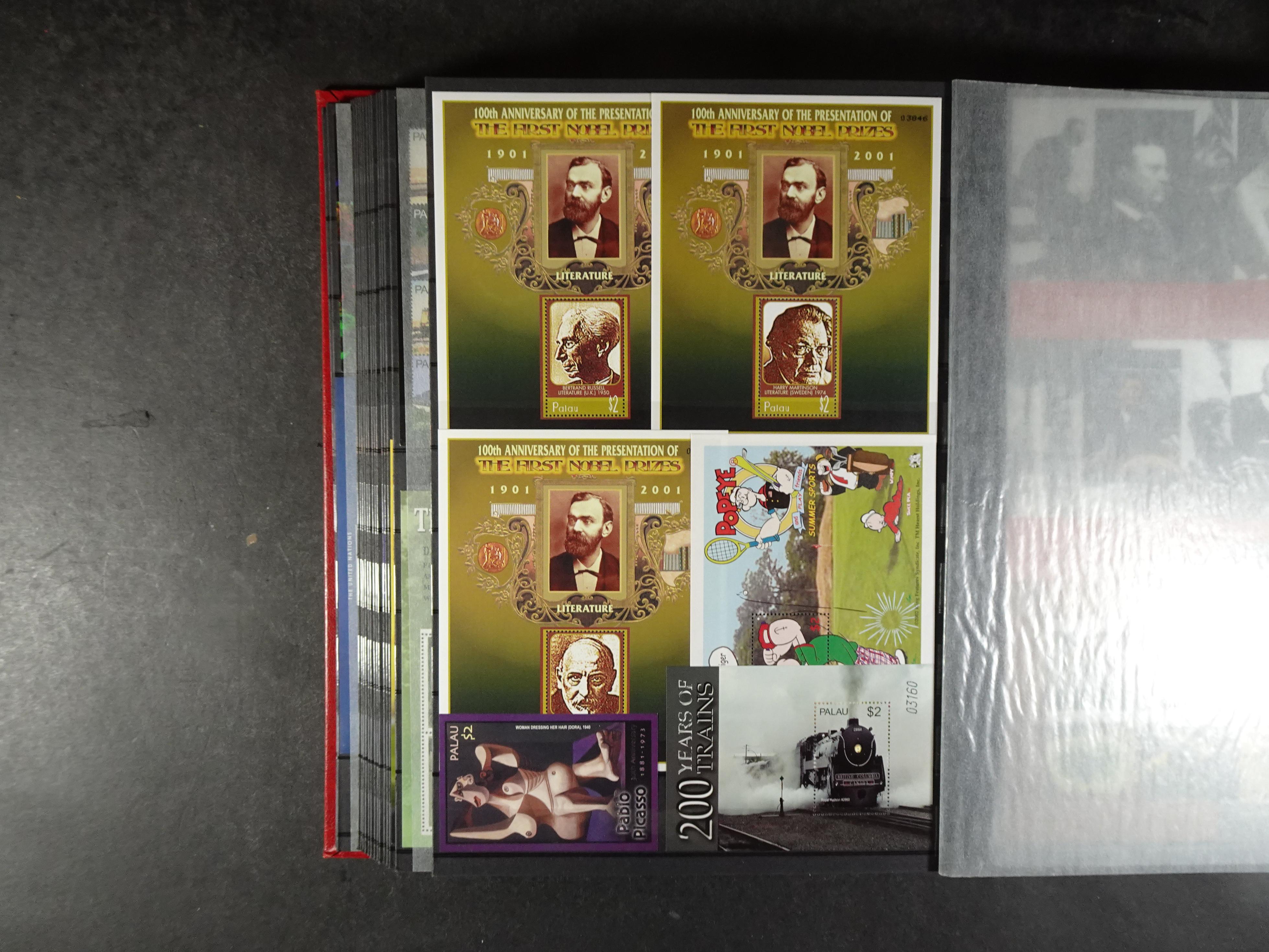 Palau 230 postfrisse blokken. €1,20 per stuk.
Enorme cat. waarde.
Koopje. 36