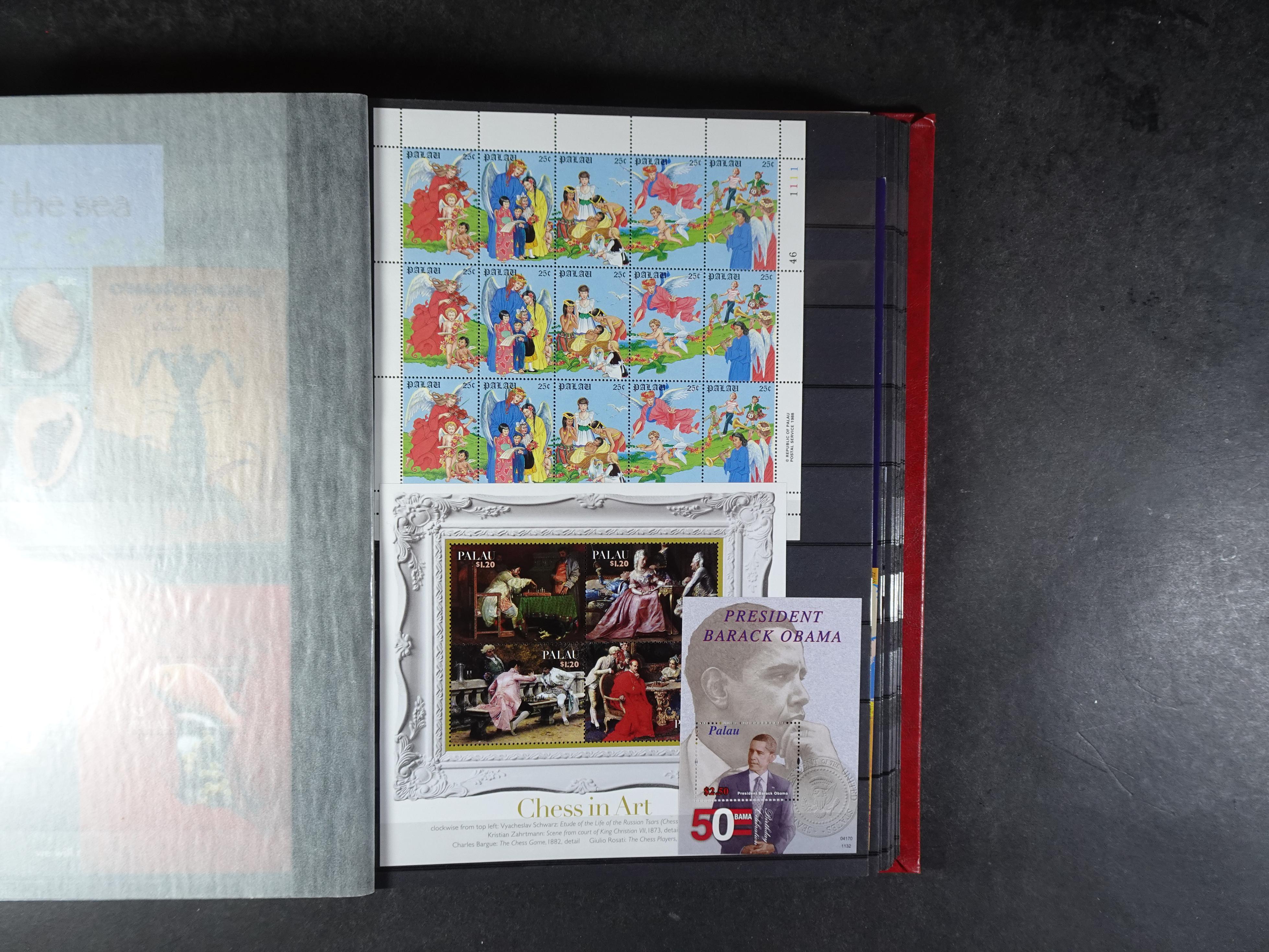 Palau 230 postfrisse blokken. €1,20 per stuk.
Enorme cat. waarde.
Koopje. 39