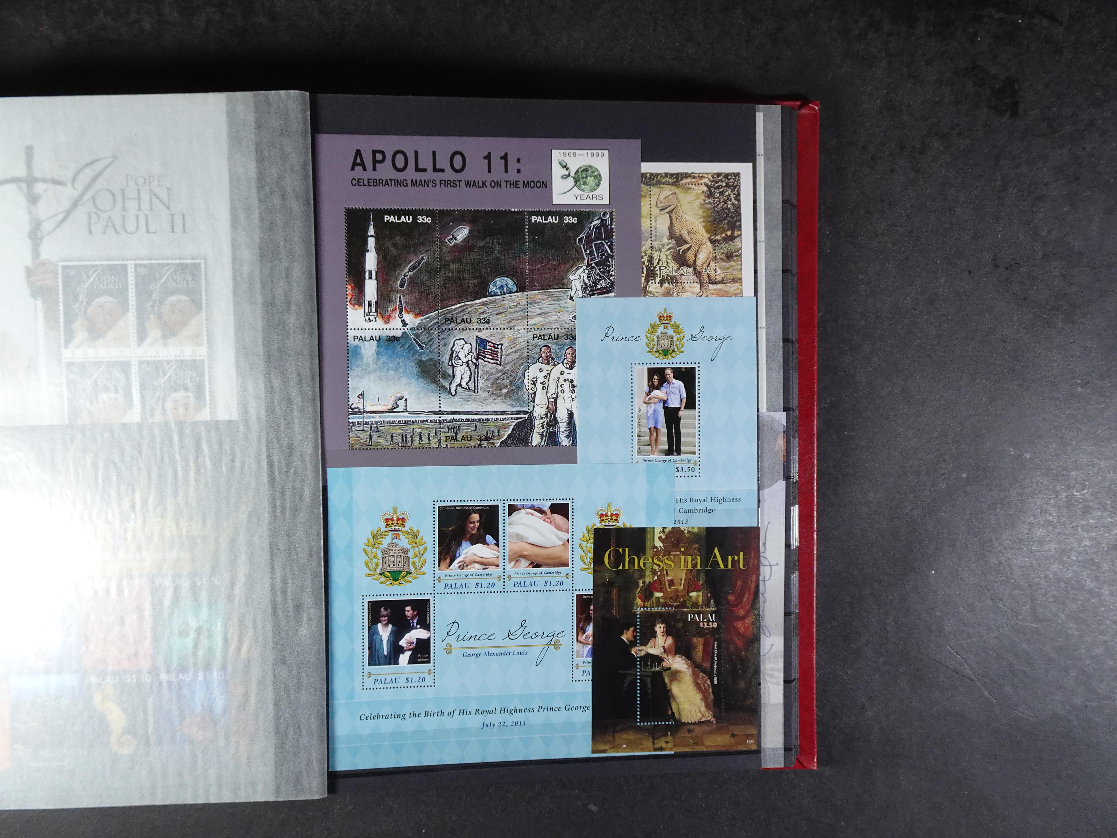 Palau 230 postfrisse blokken. €1,20 per stuk.
Enorme cat. waarde.
Koopje. 43