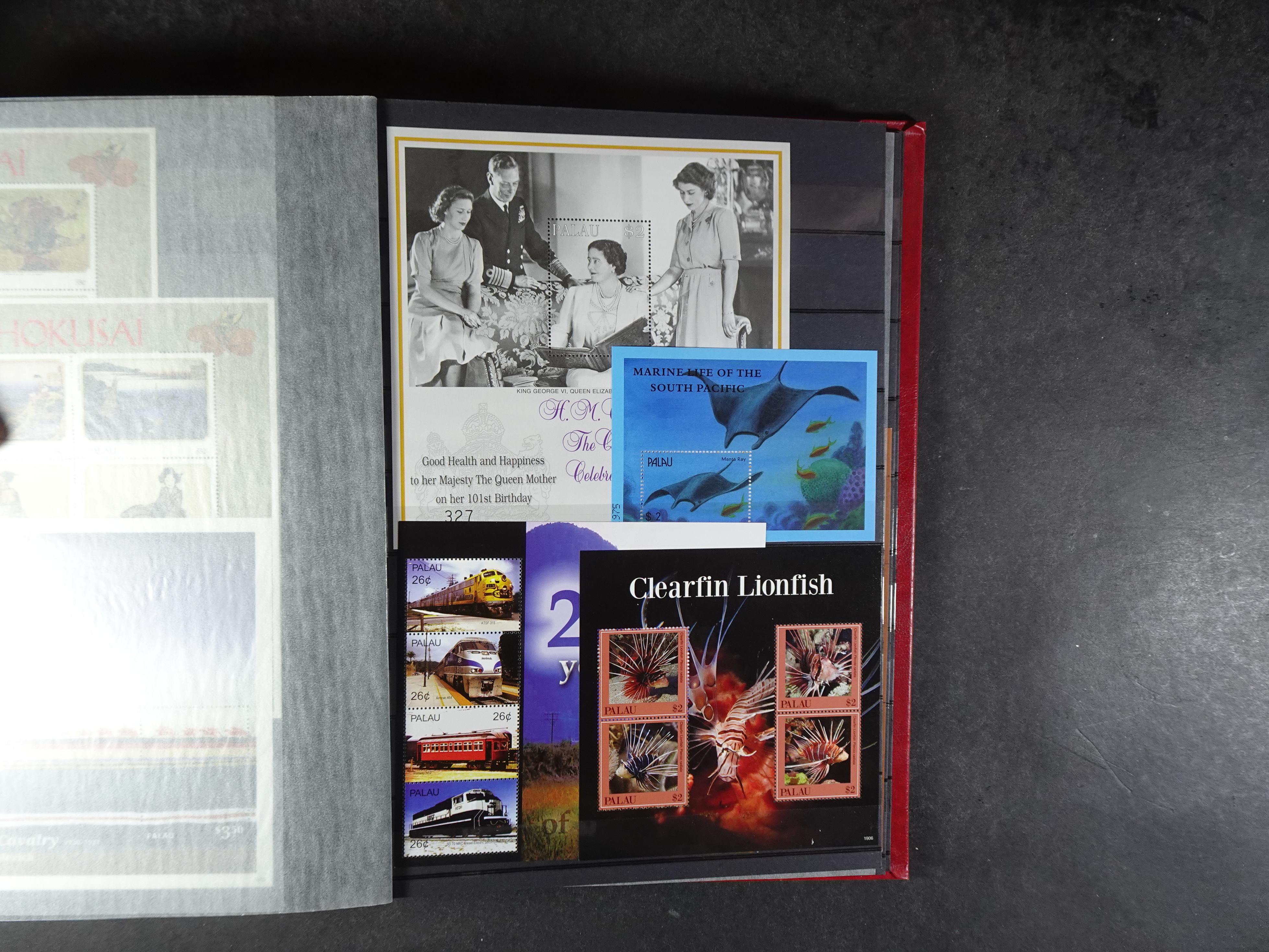 Palau 230 postfrisse blokken. €1,20 per stuk.
Enorme cat. waarde.
Koopje. 51