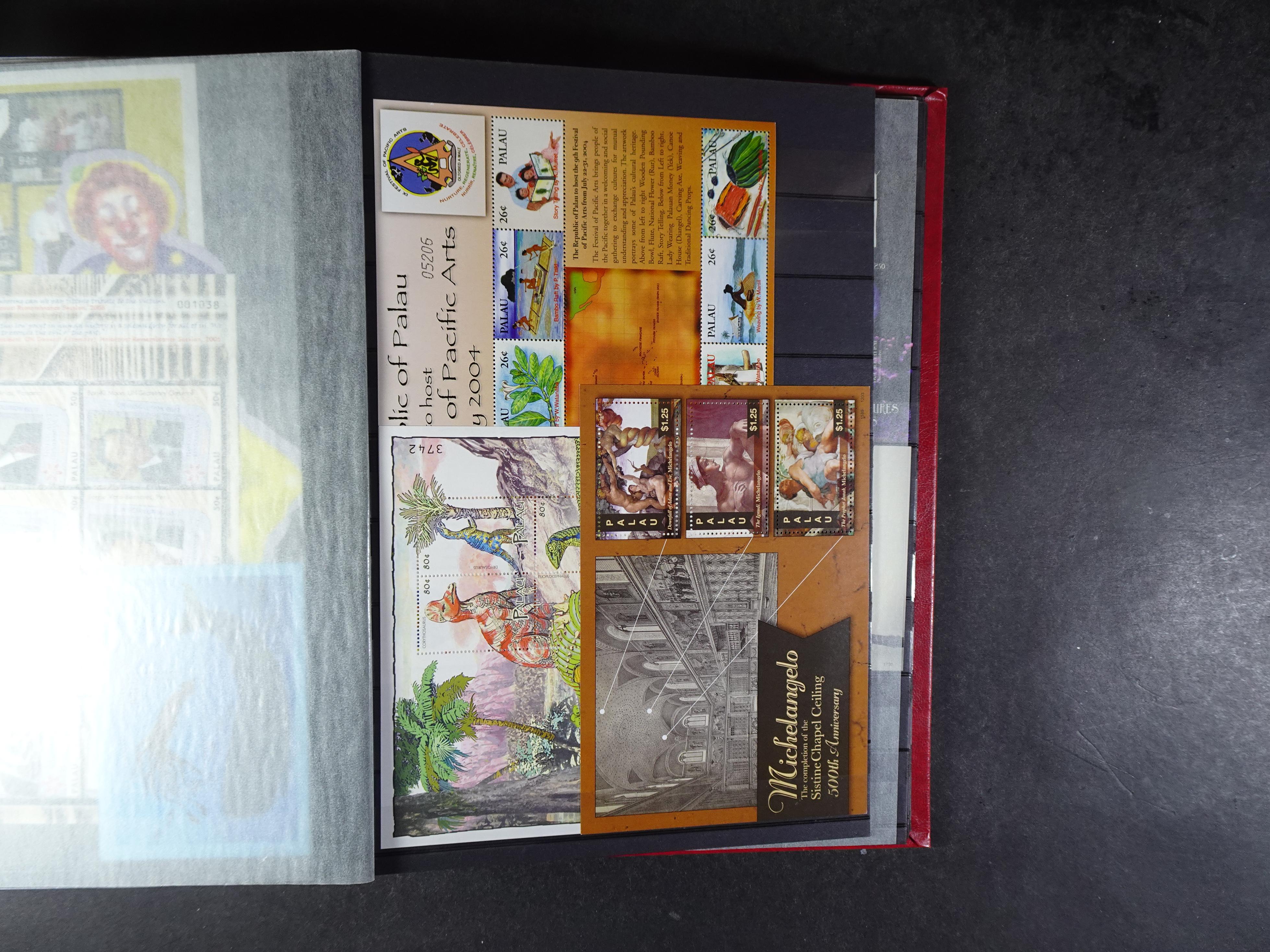 Palau 230 postfrisse blokken. €1,20 per stuk.
Enorme cat. waarde.
Koopje. 53