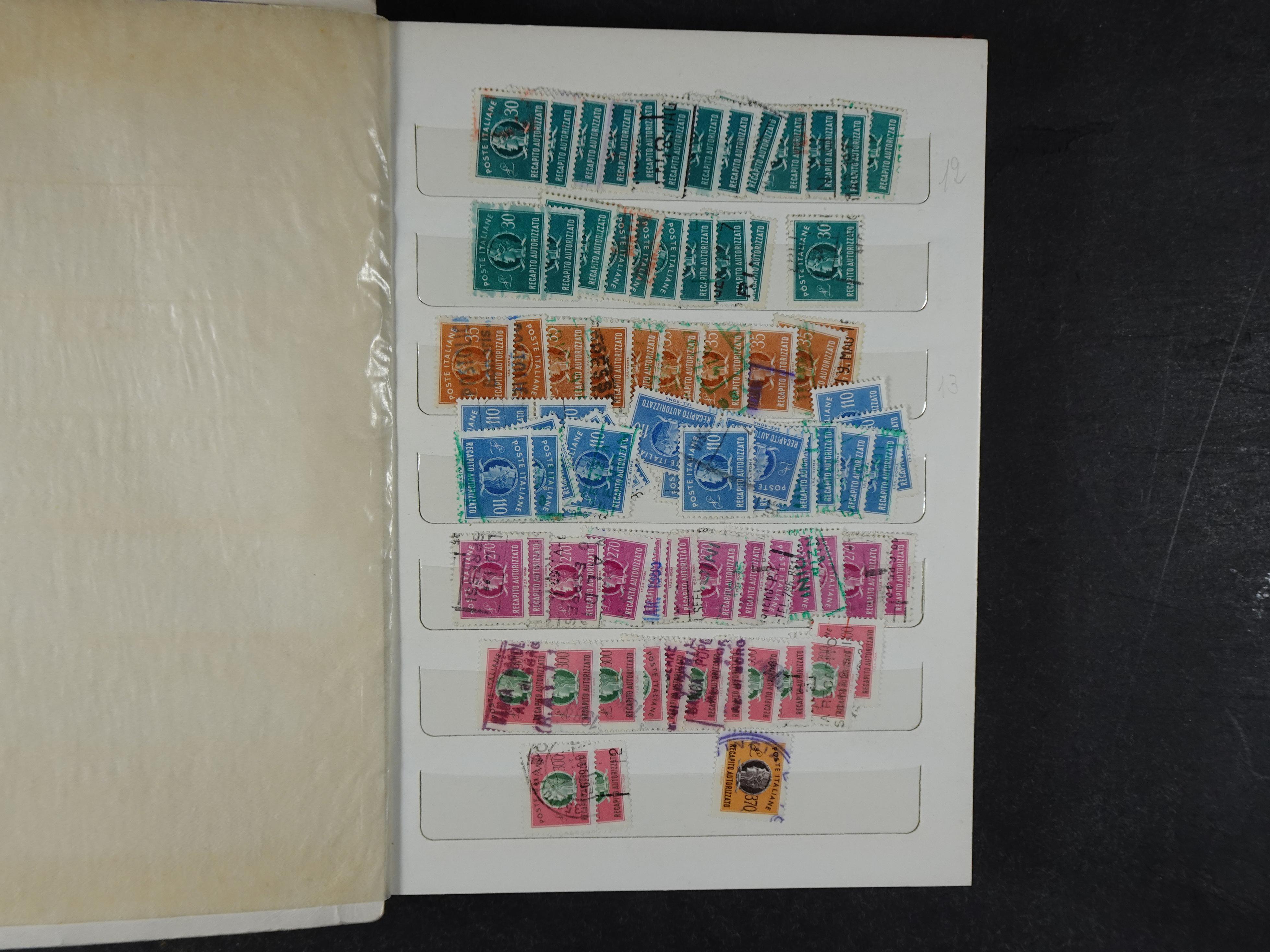 Back of the Book, veel schaarse materiaal aanwezig. Enorme catalogus waarde.  5