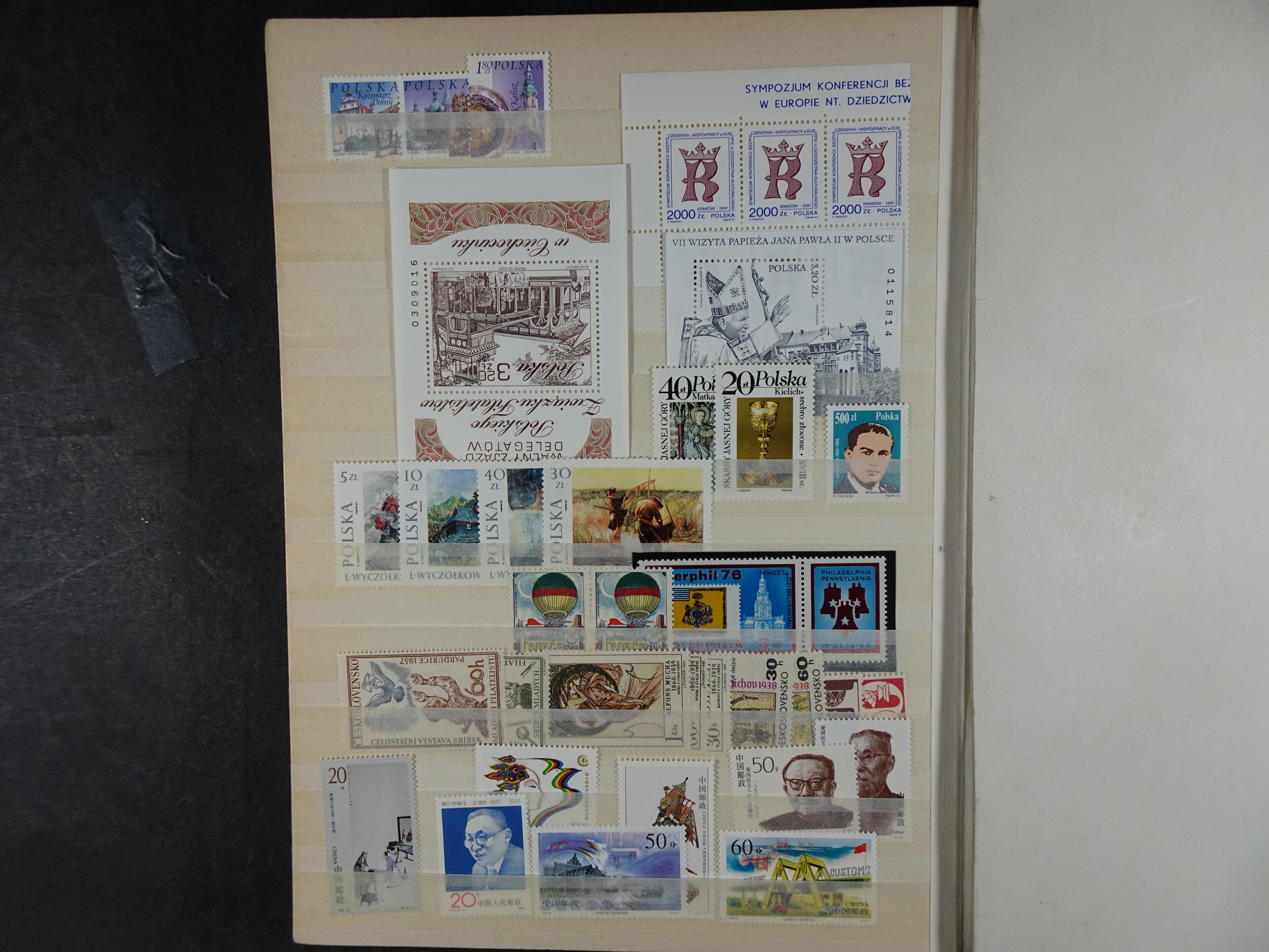 Meest postfrisse partij, veel motief mooie koop.  4