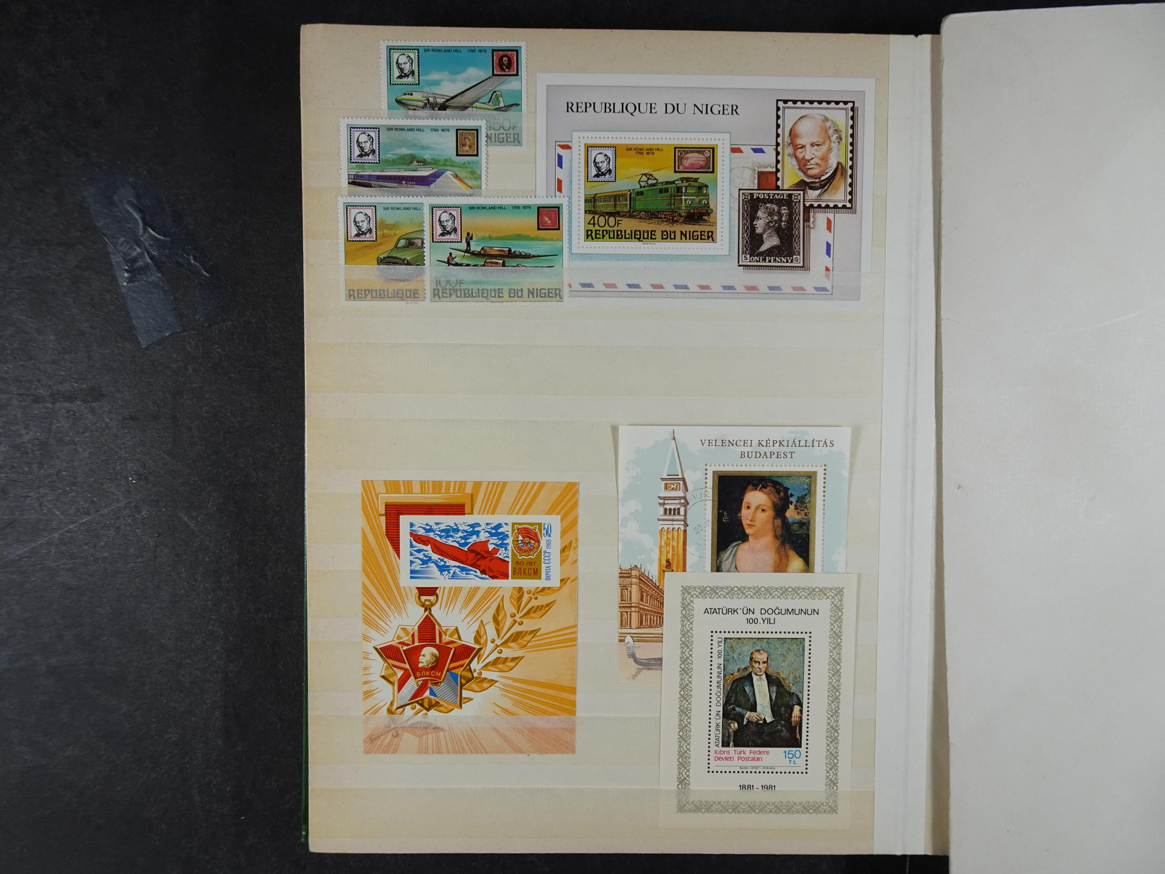 Meest postfrisse partij, veel motief mooie koop.  26