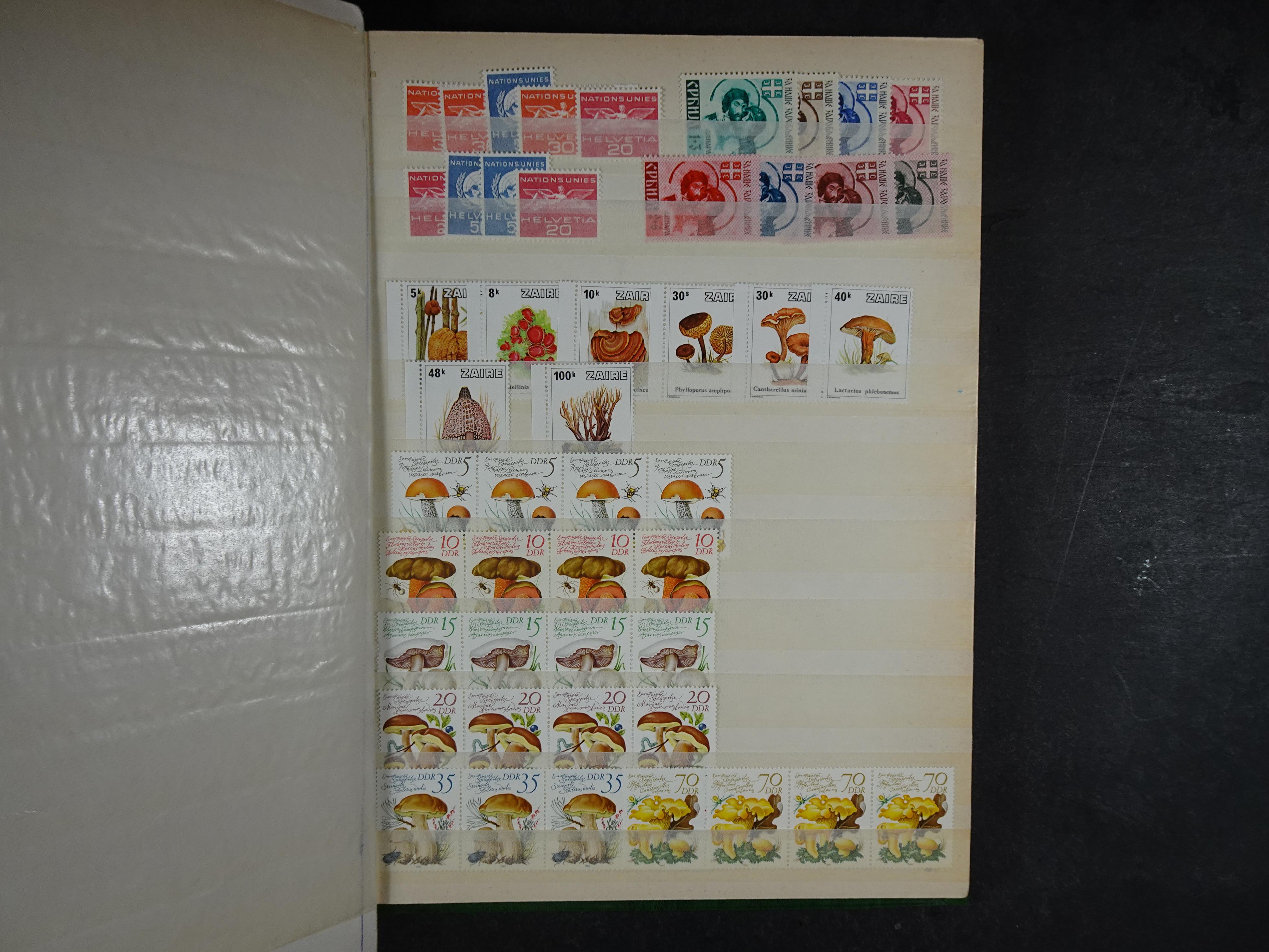 Meest postfrisse partij, veel motief mooie koop.  34