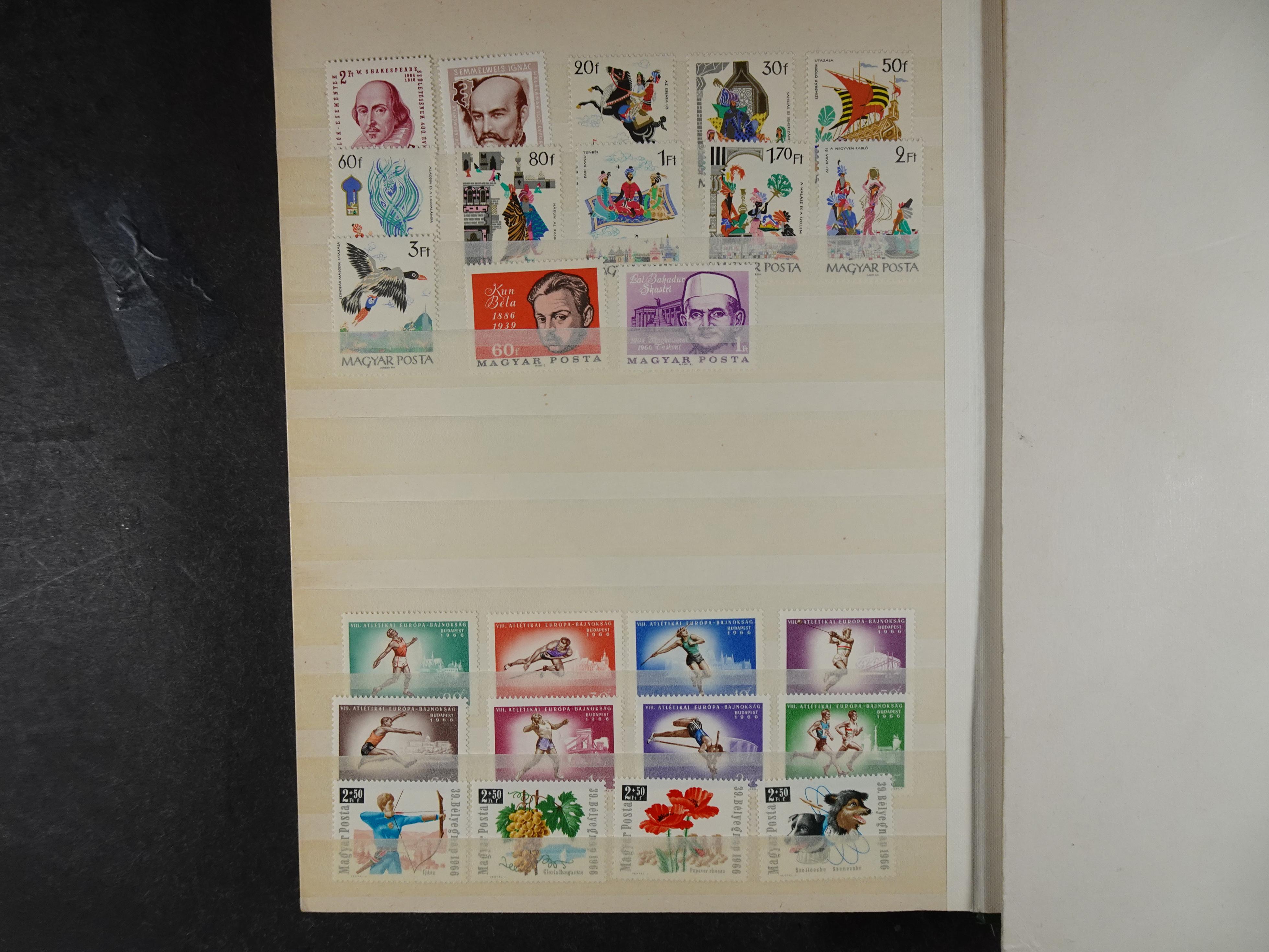 Meest postfrisse partij, veel motief mooie koop.  43