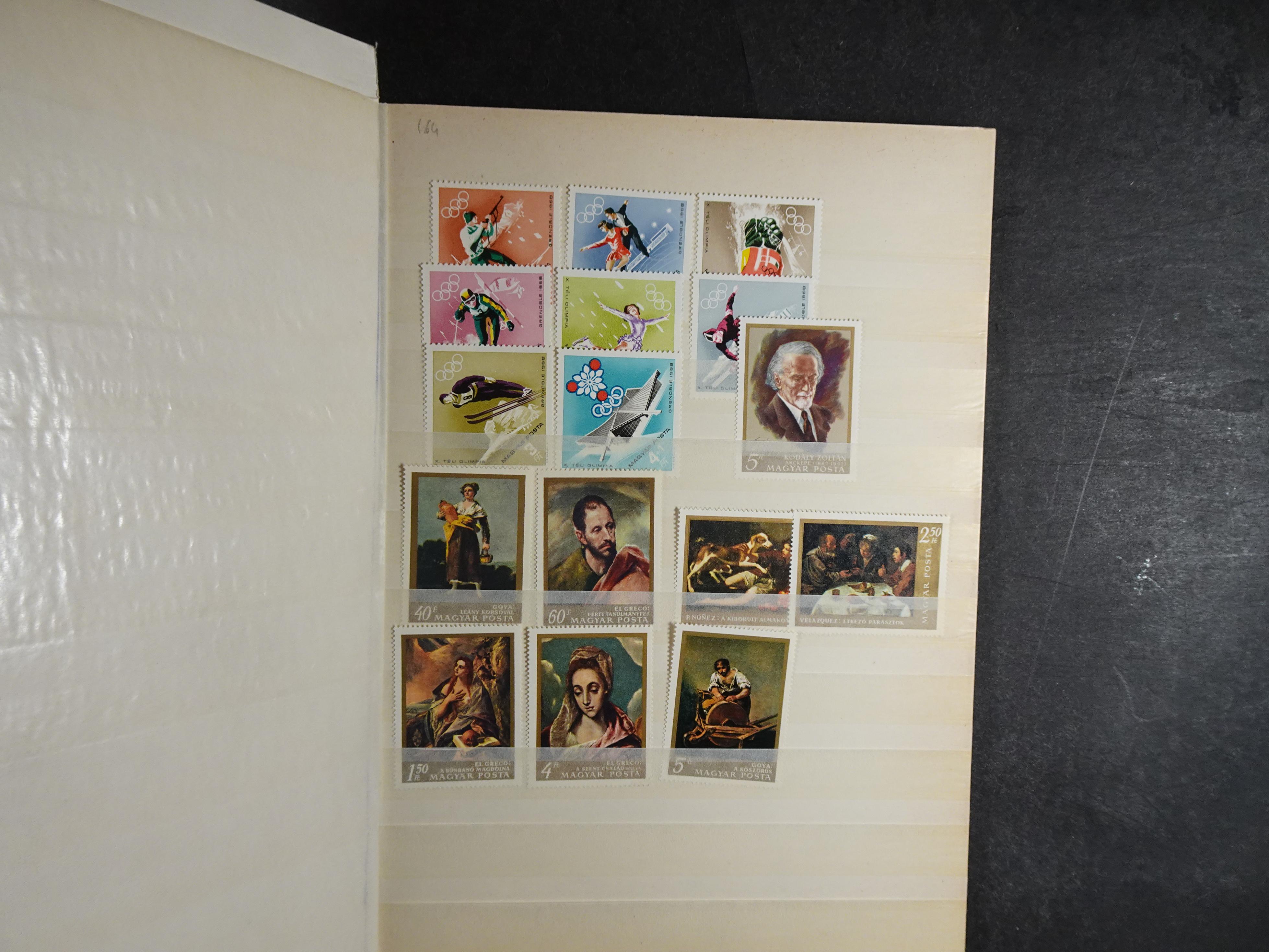 Meest postfrisse partij, veel motief mooie koop.  46