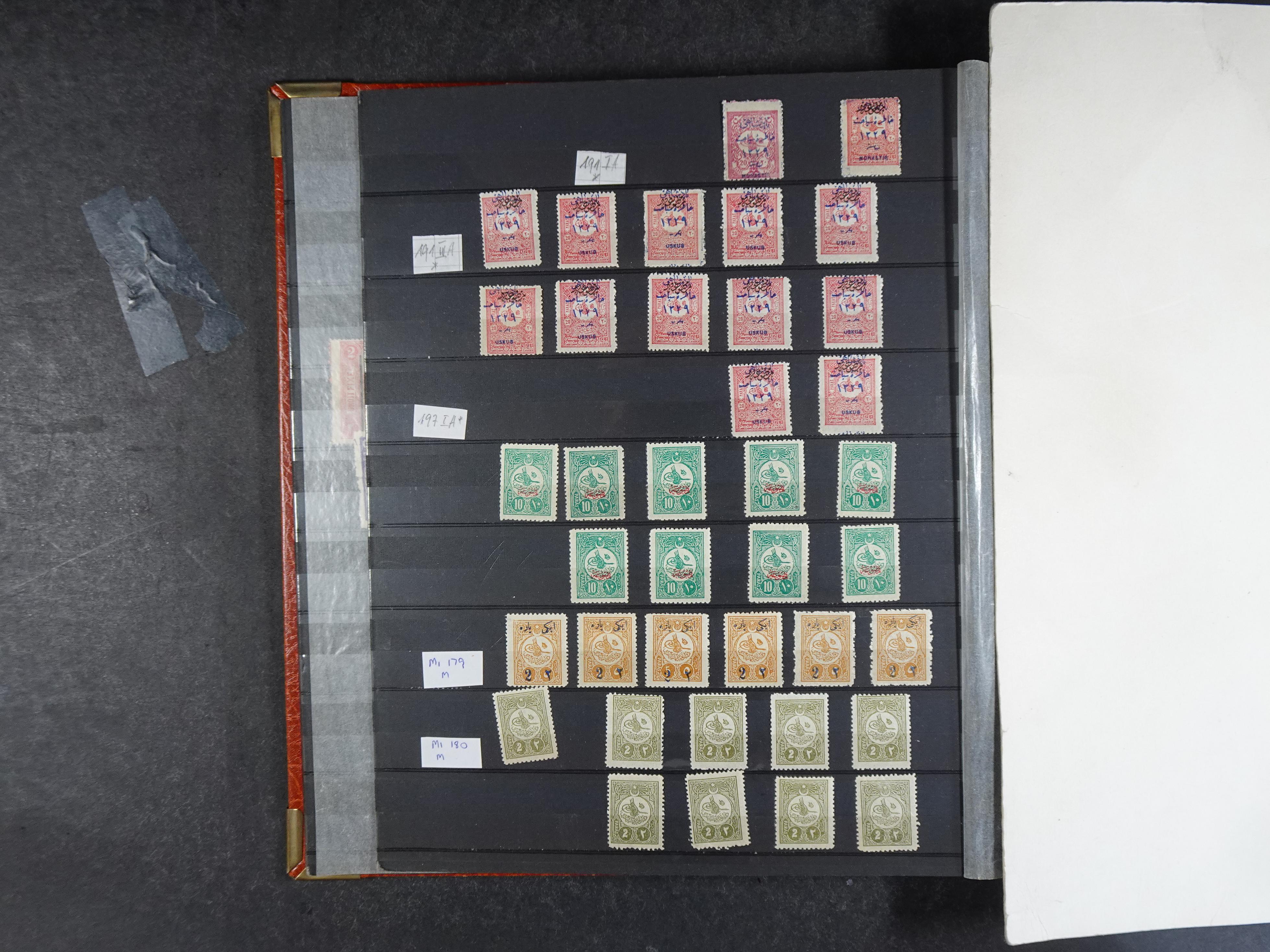 Mooie deels gespecialiseerde collectie, hoge waarde. 12