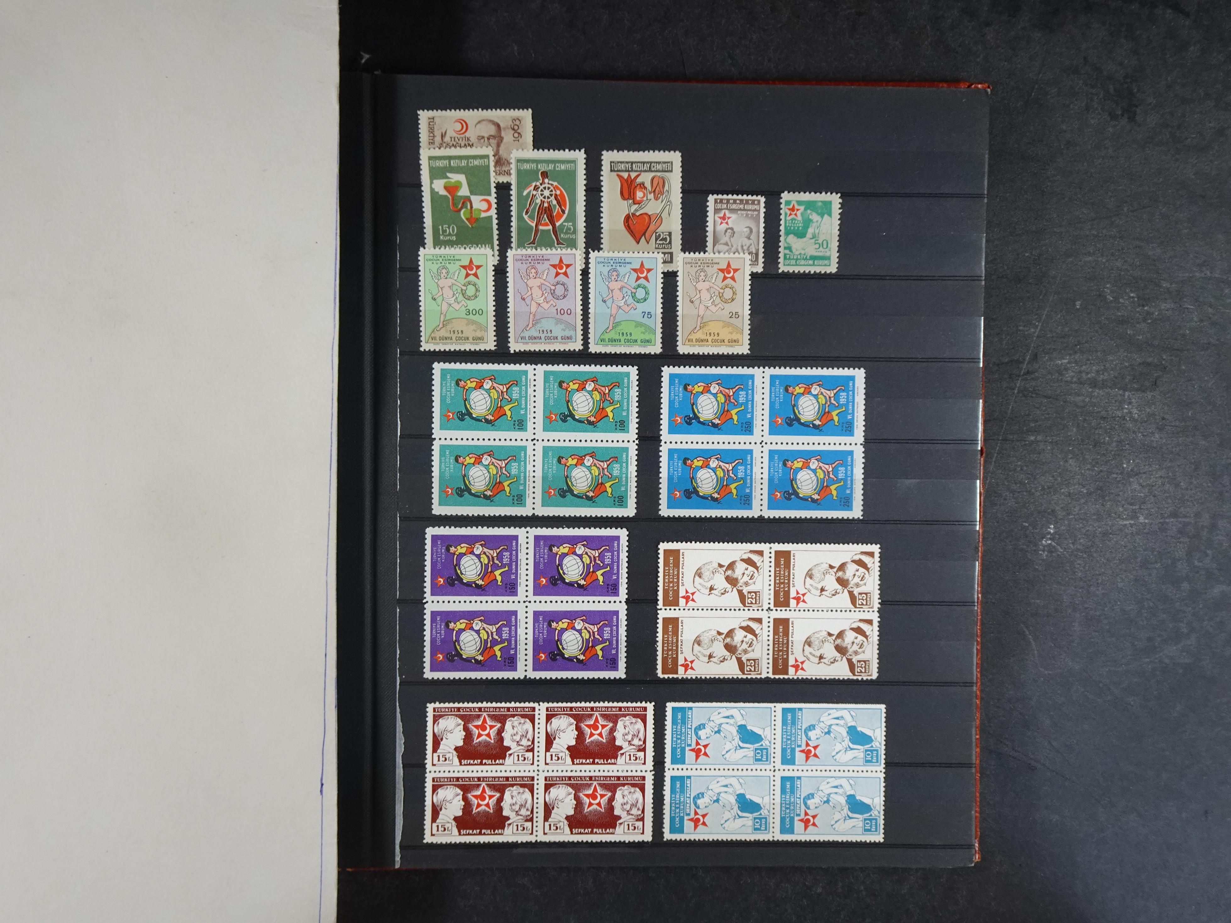 Mooie deels gespecialiseerde collectie, hoge waarde. 23