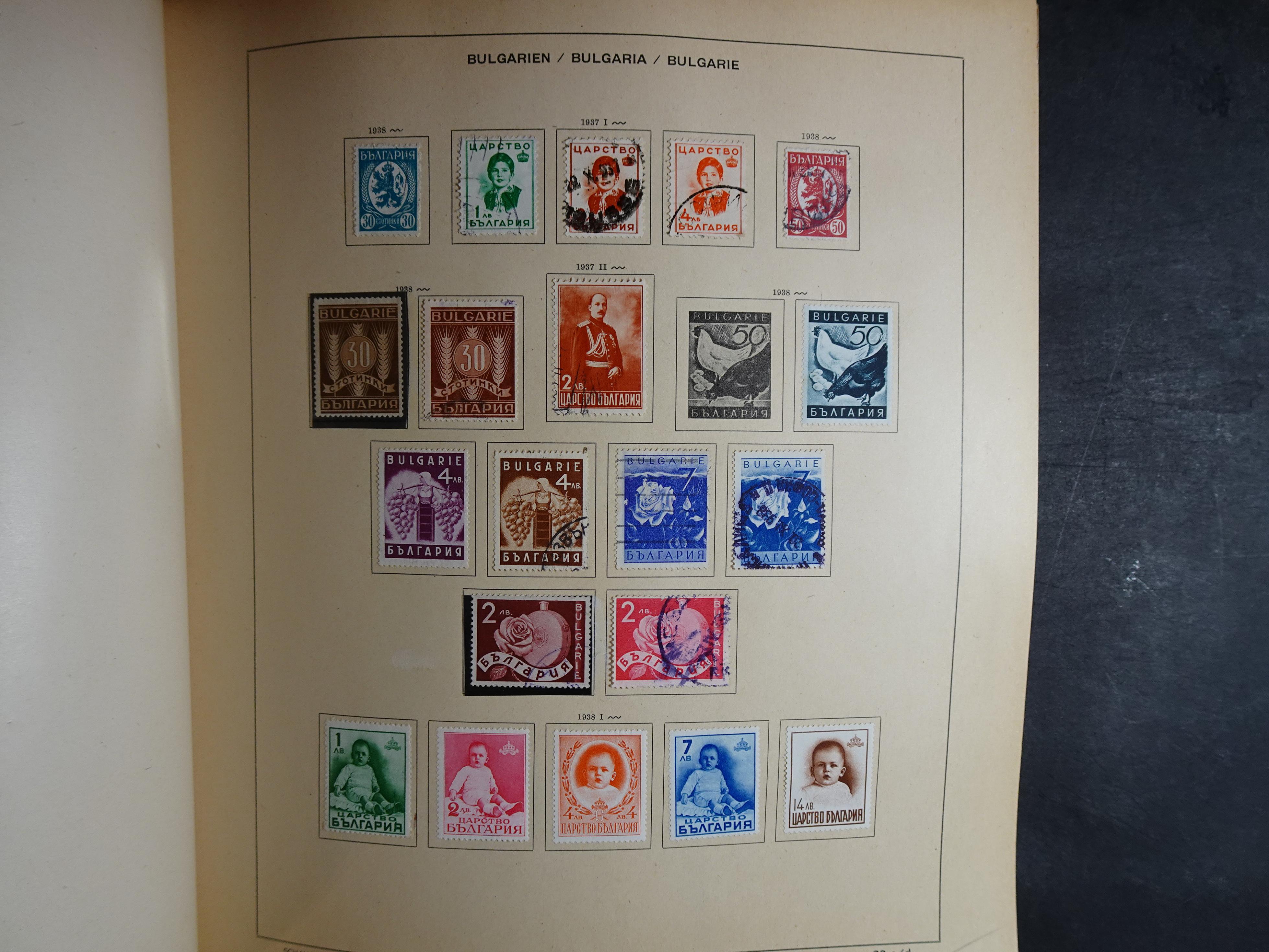 Mooie klassieke verzameling zeer goed gevulde Schaubek album. 27