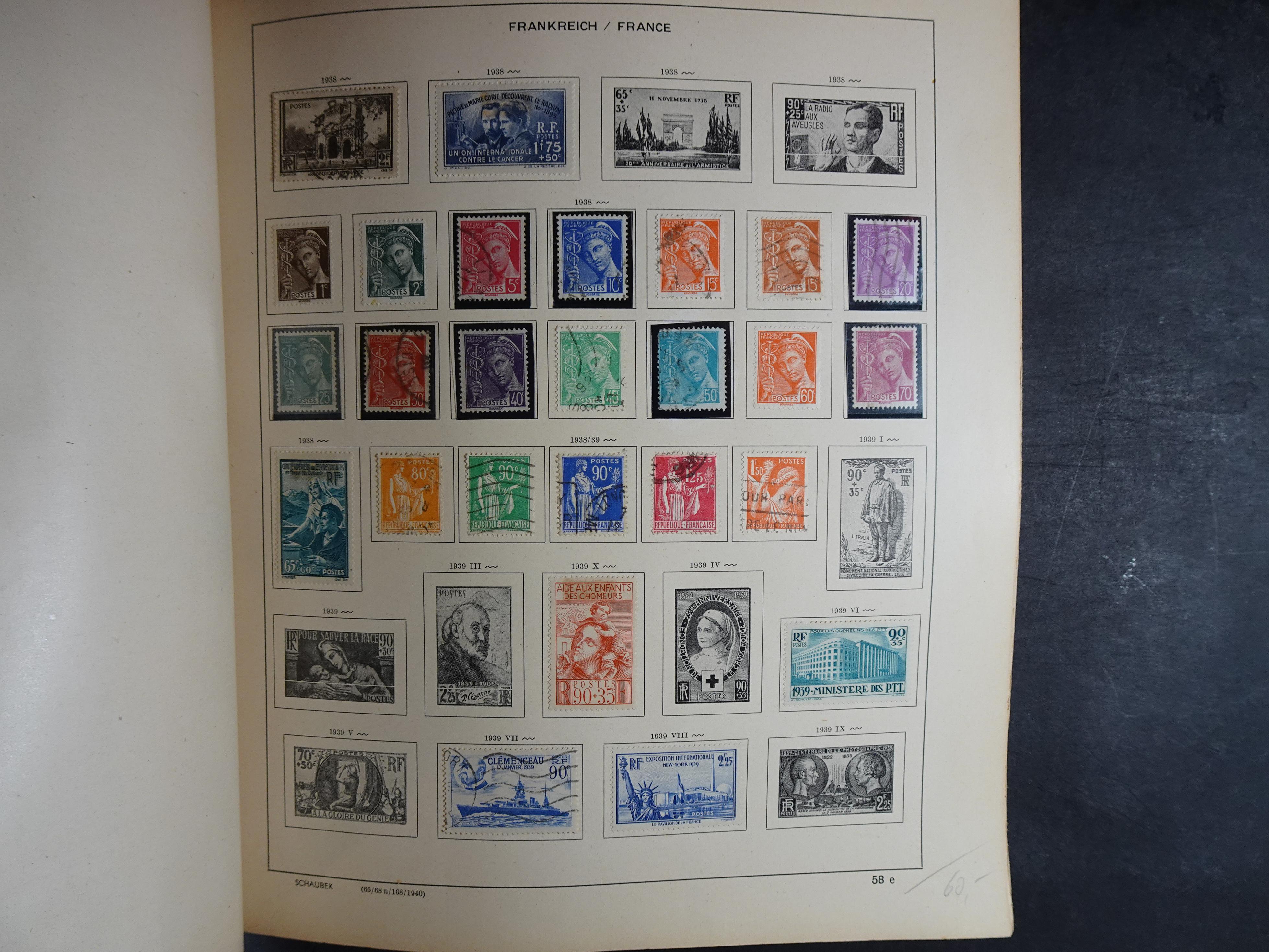 Mooie klassieke verzameling zeer goed gevulde Schaubek album. 60