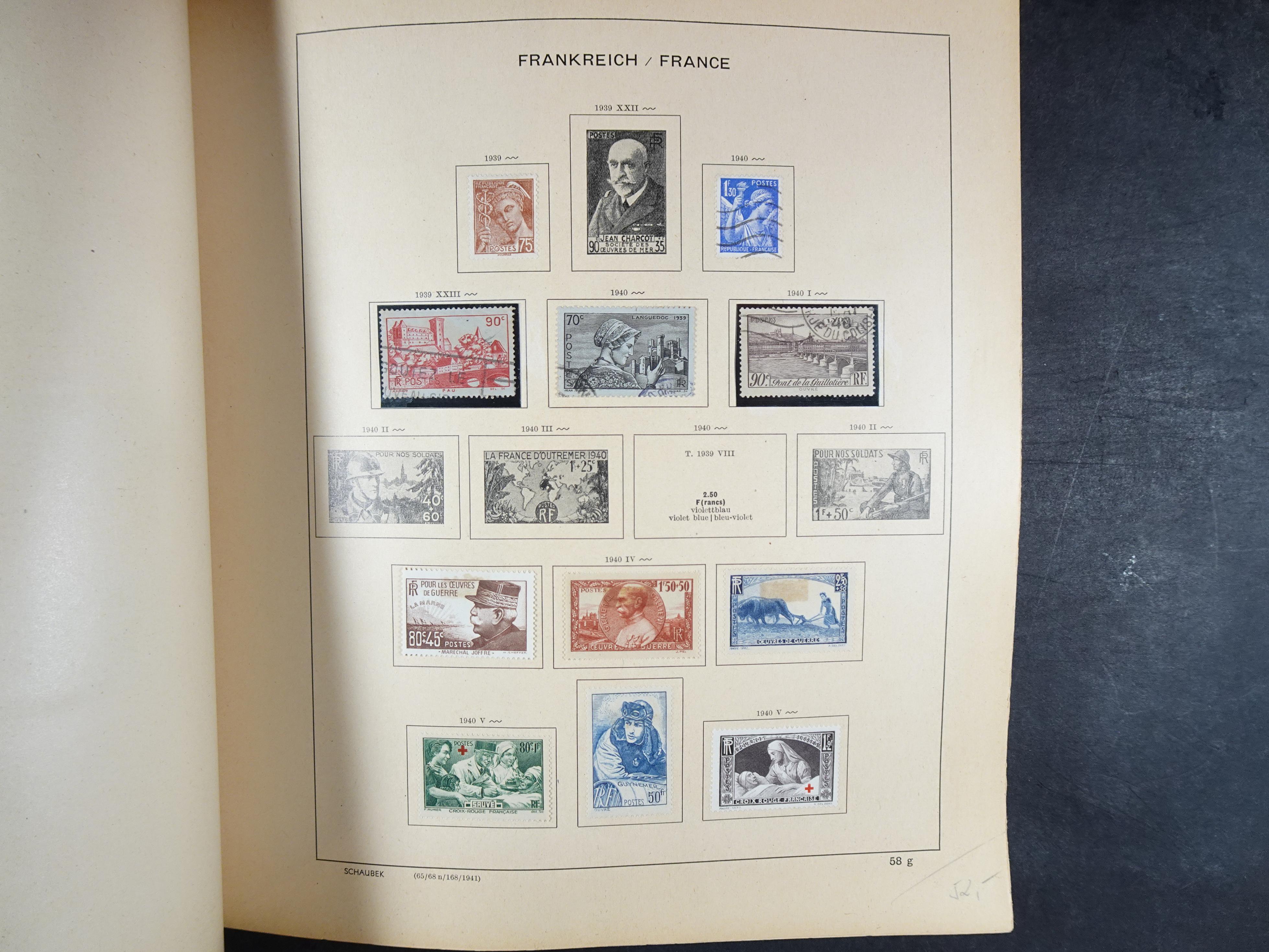 Mooie klassieke verzameling zeer goed gevulde Schaubek album. 62