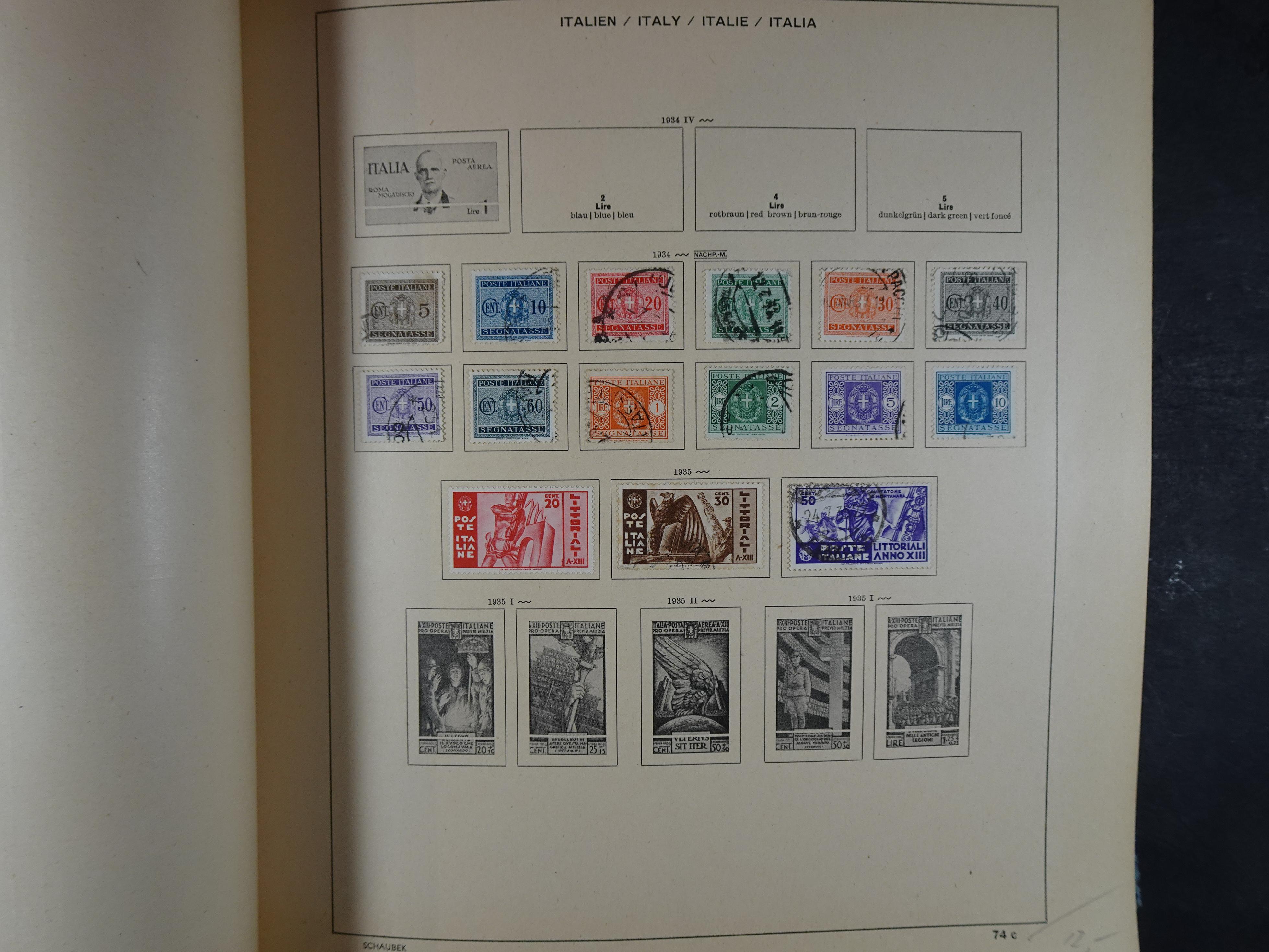 Mooie klassieke verzameling zeer goed gevulde Schaubek album. 93